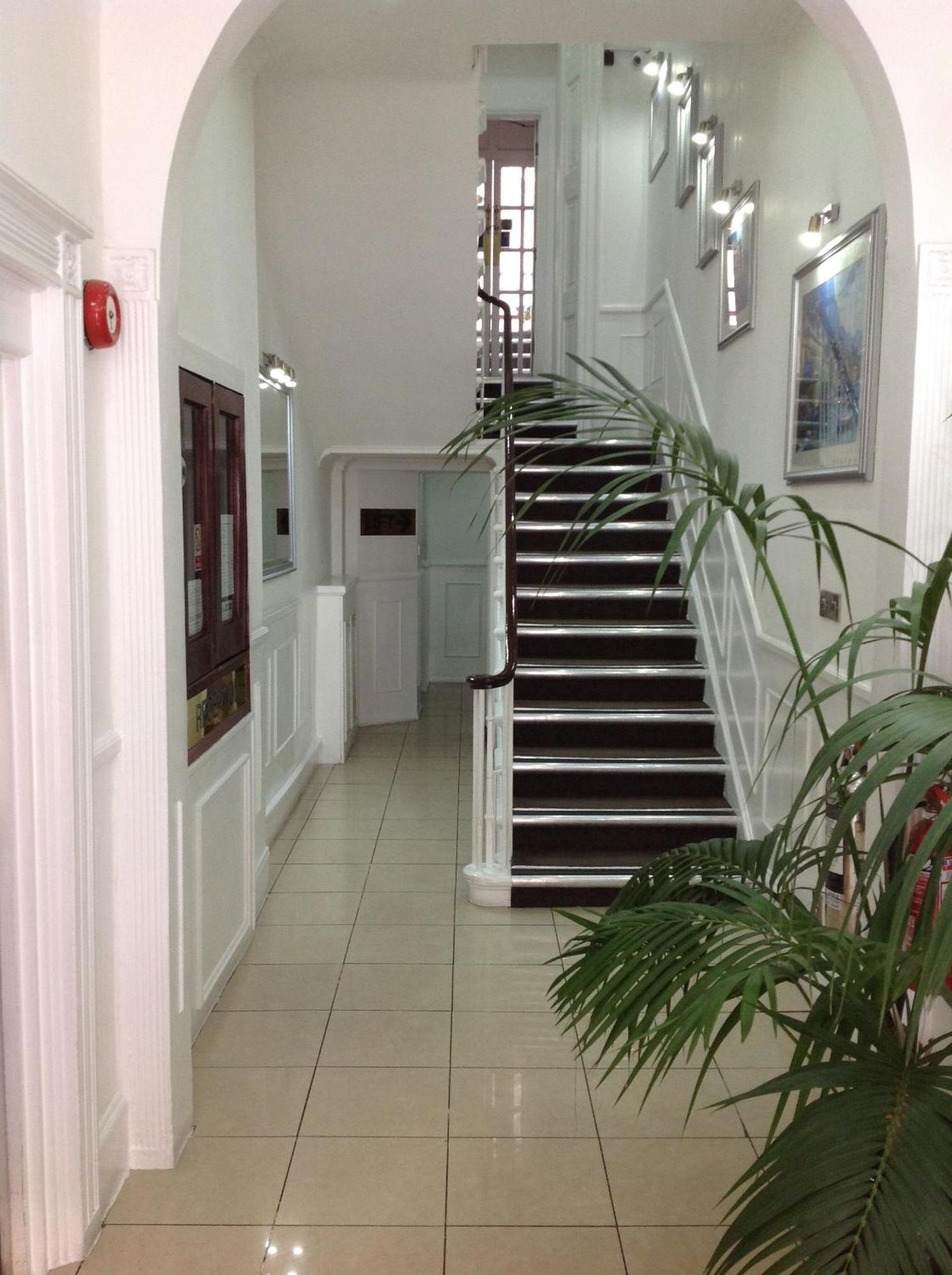 Hotel Continental 2*