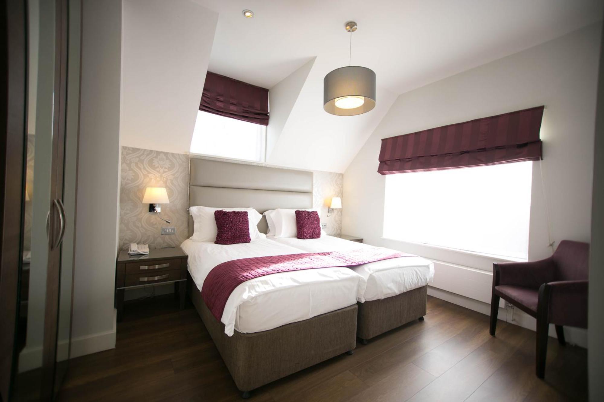 Hotel The Pillar London