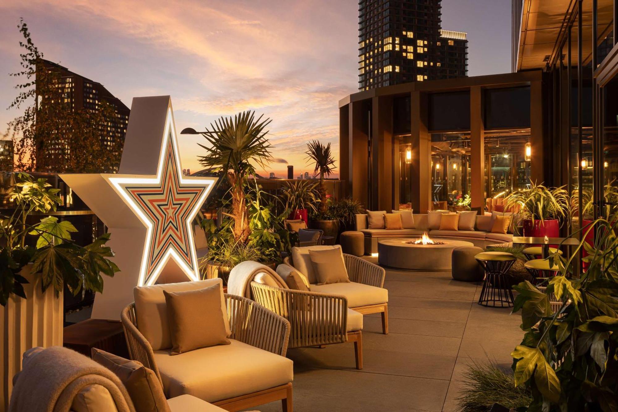 Hotel The Gantry London, Curio Collection By Hilton 4*