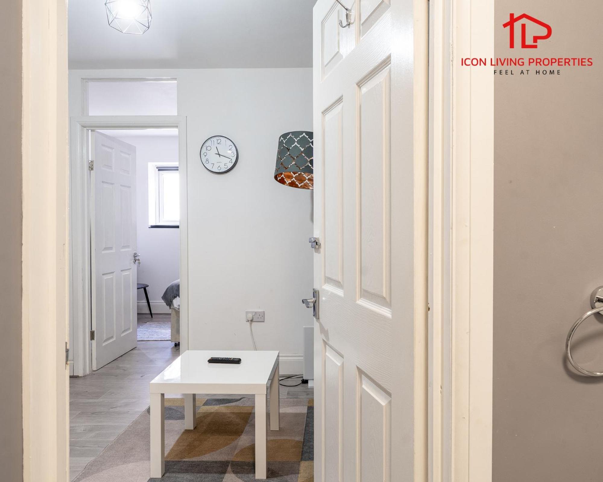 Arch-view 1 By Icon Living Short Lets & Serviced Wembley Londen