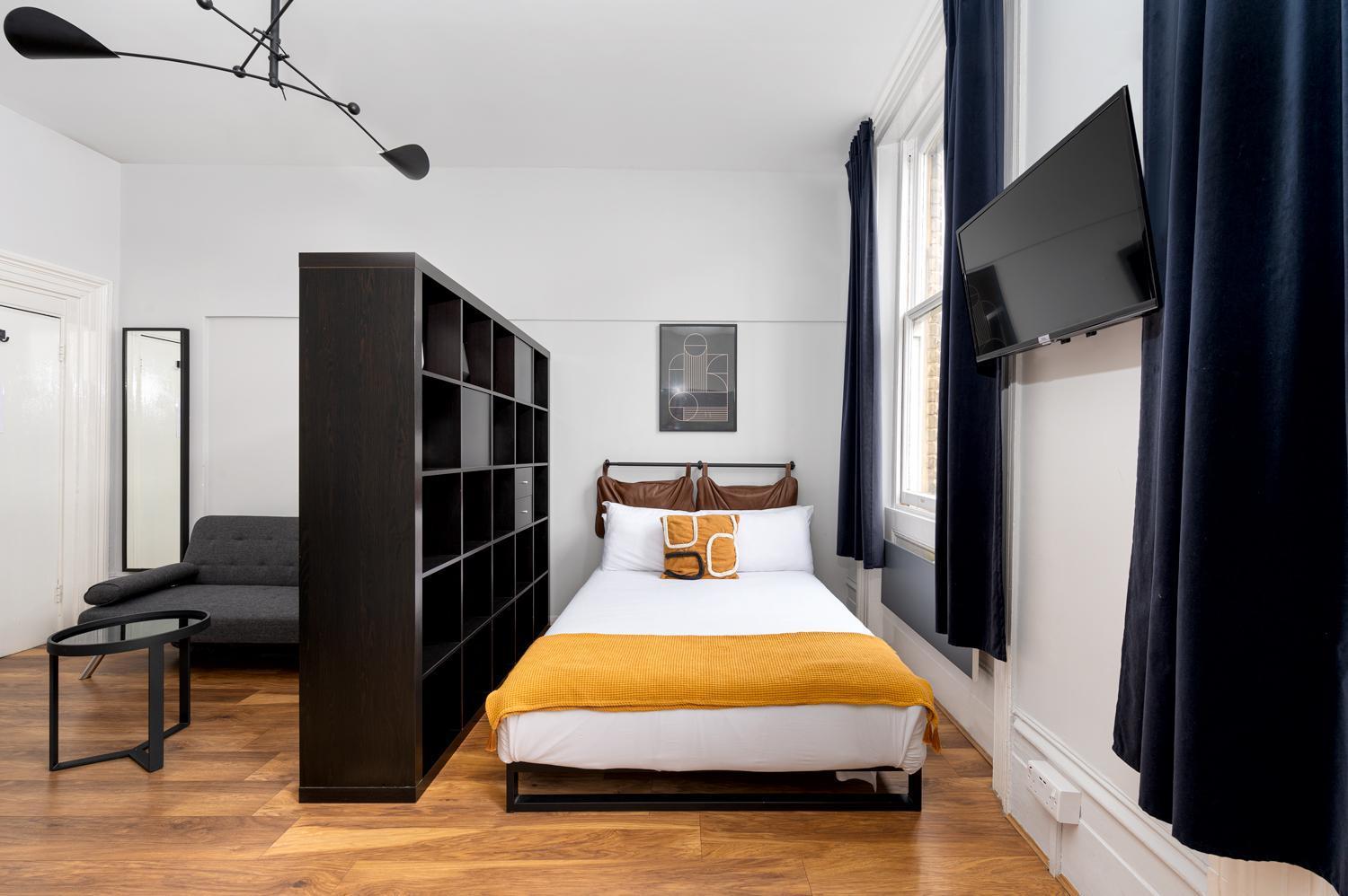 Appartement D8 House *