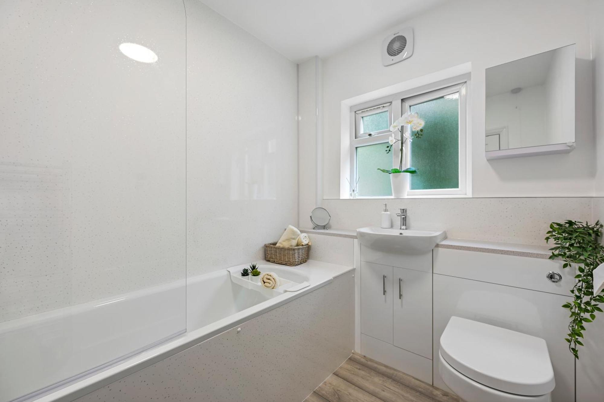 Lux Modern 2bd Near & Heathrow Easy Fast