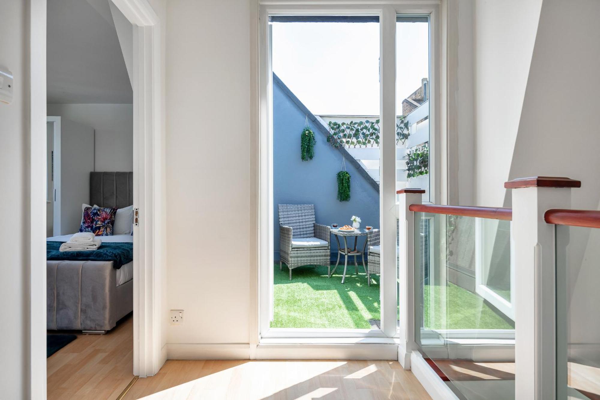 Holiday home - Cozy 3 Bed House On A Quiet Mews - London
