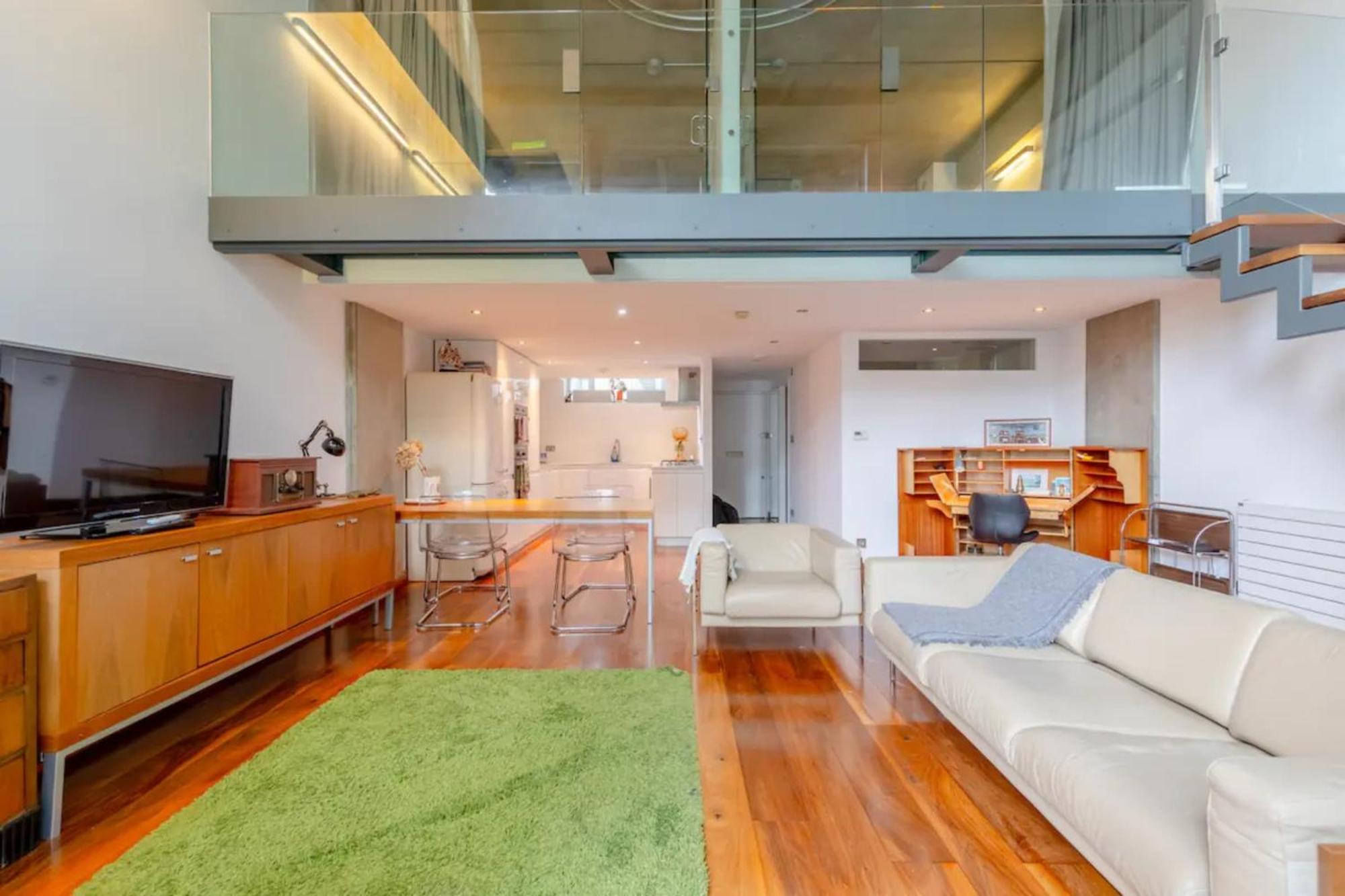 Incredible 2bd Loft By Regents Canal - Haggerston Apartment *