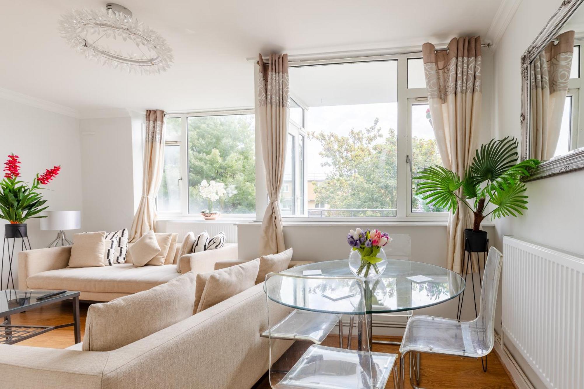 Cosy 3 Bed Flat Ideal For Trips To Apartment
