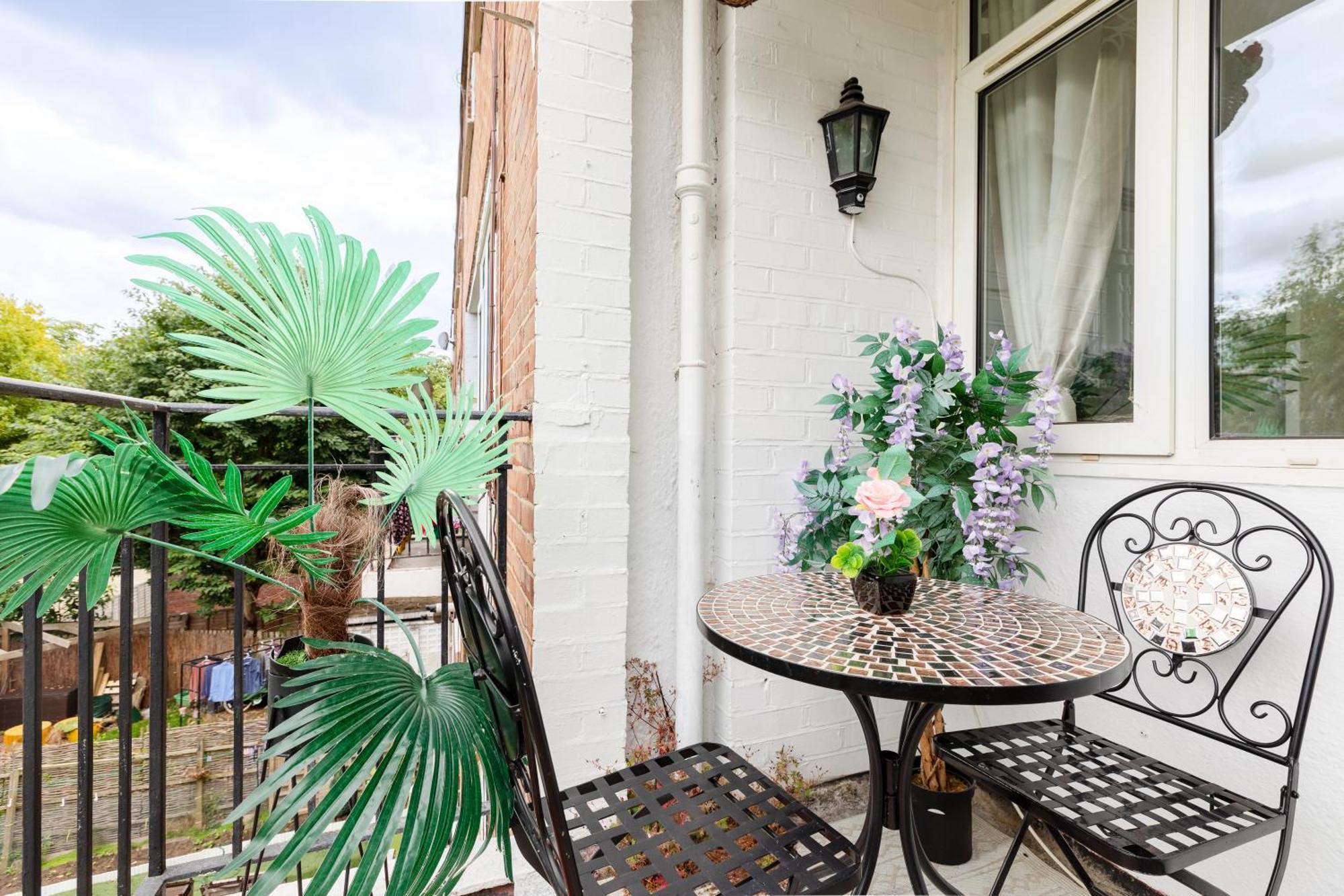 Apartment Cosy 3 Bed Flat Ideal For Trips To
