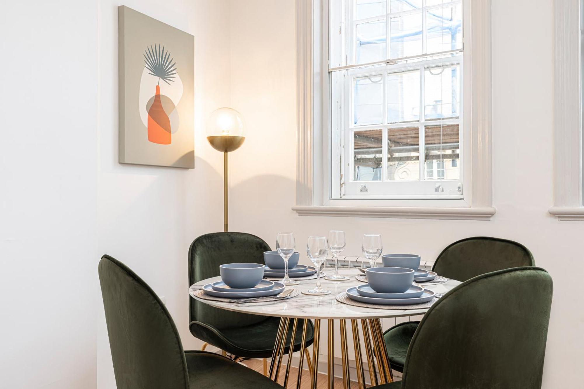 Apartment Stylish 1 Bed Flats In Soho, Next To Piccadilly Circus And Trafalgar Square London