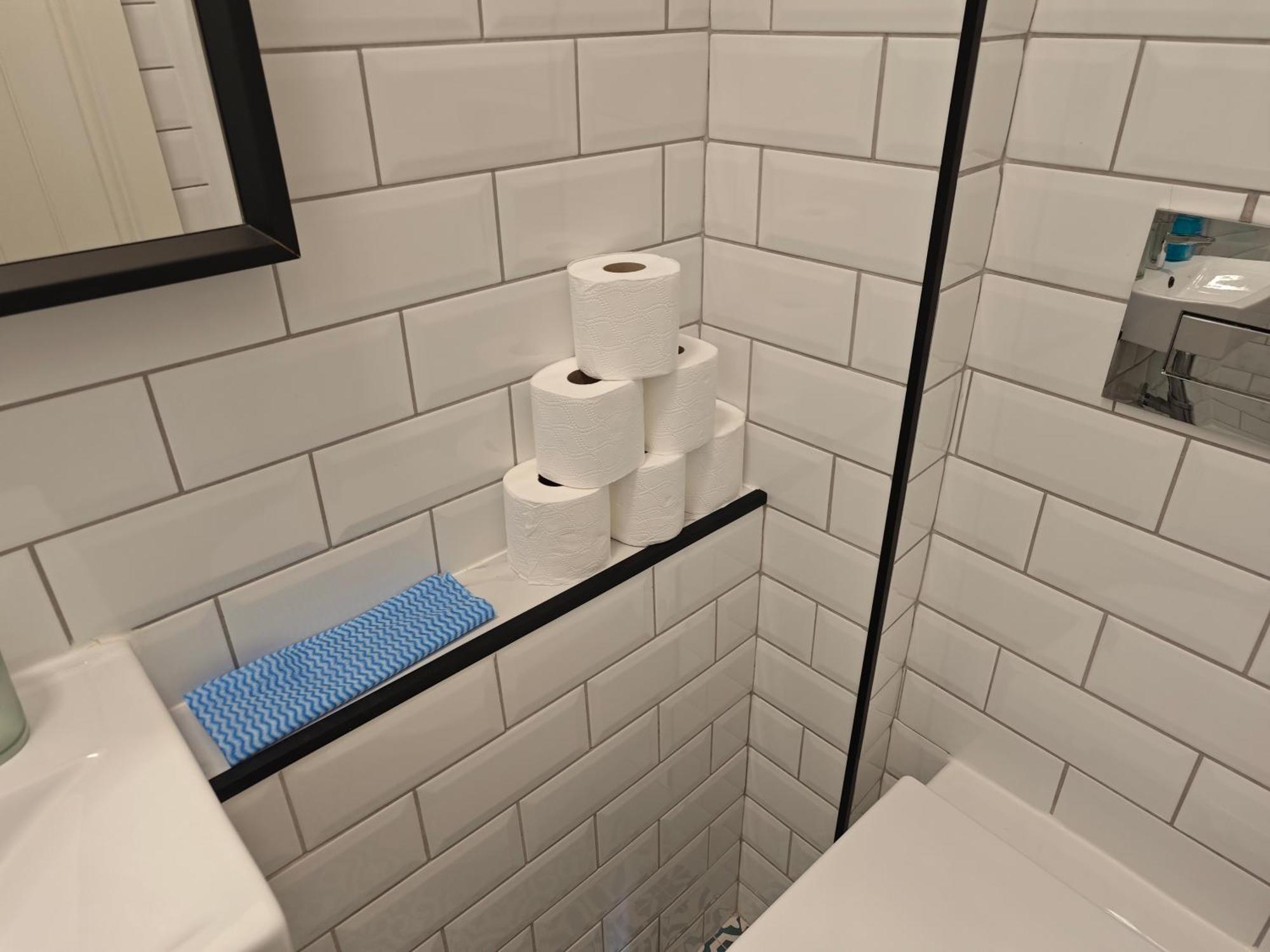 2 Bedroom 2 Bathroom In Old St - Shoreditch - Zone 1 Apartment *