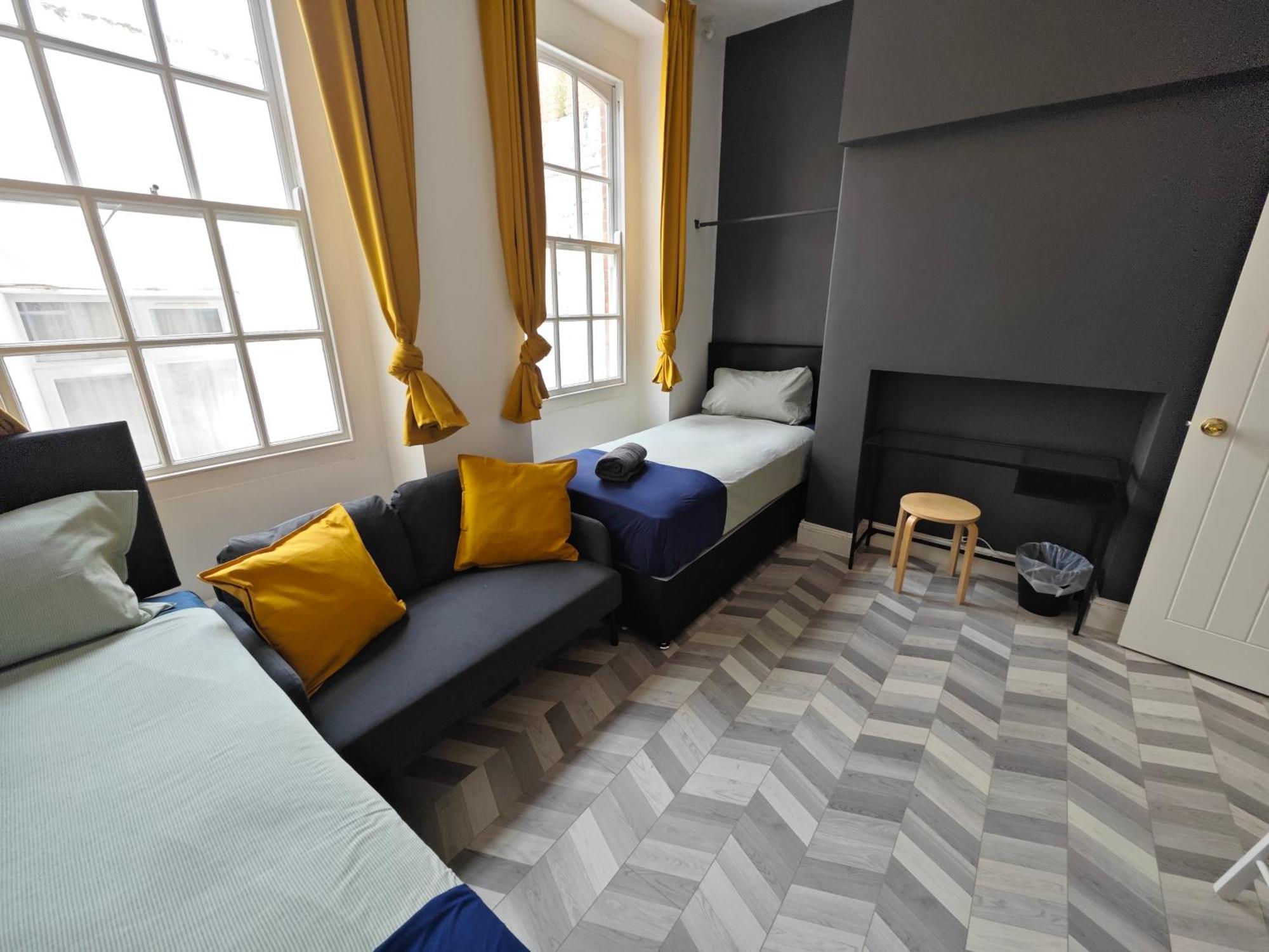 2 Bedroom 2 Bathroom In Old St - Shoreditch - Zone 1 * London