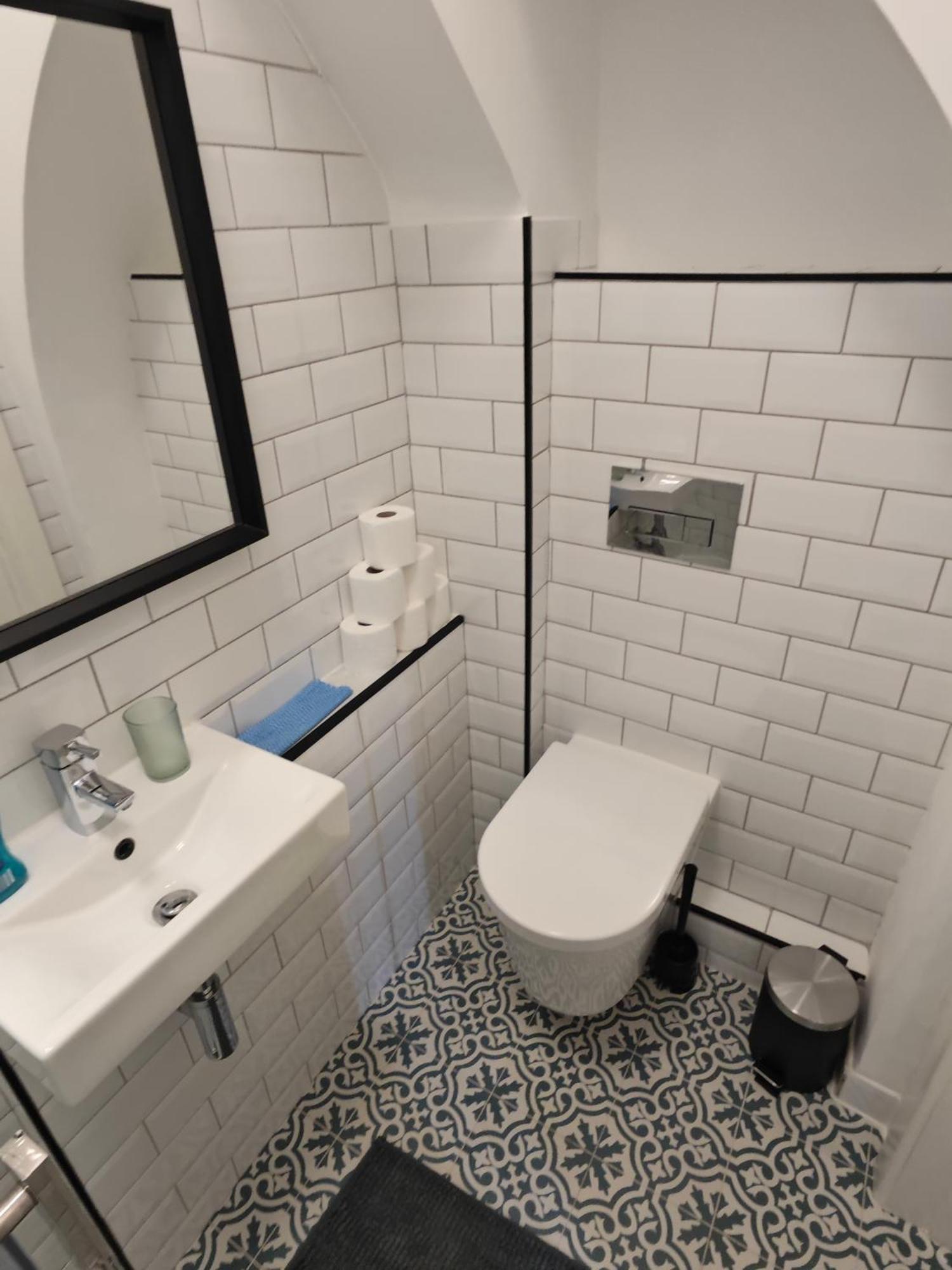2 Bedroom 2 Bathroom In Old St - Shoreditch - Zone 1 London