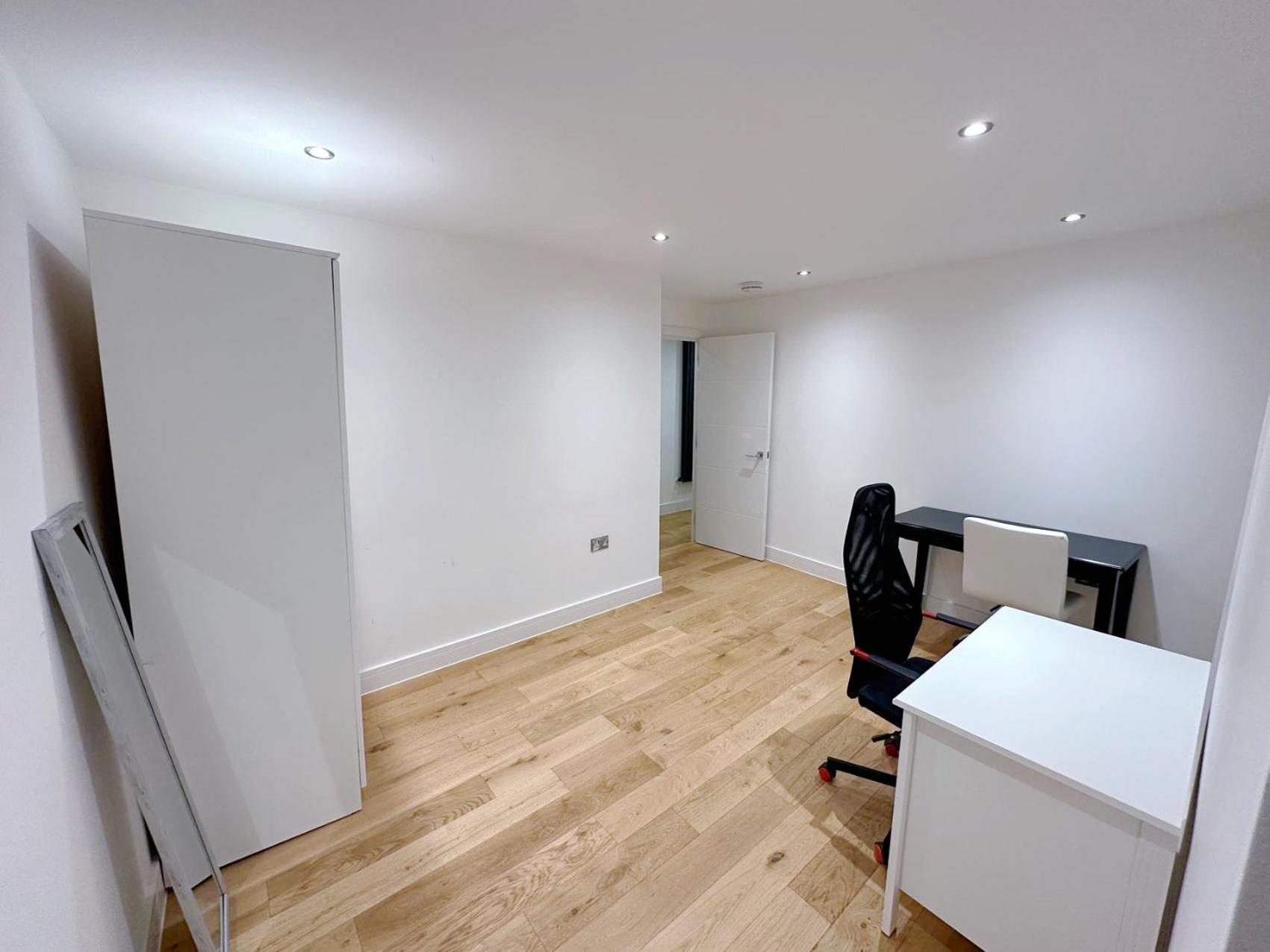 Massive Flat Near Greenwich Park Londen