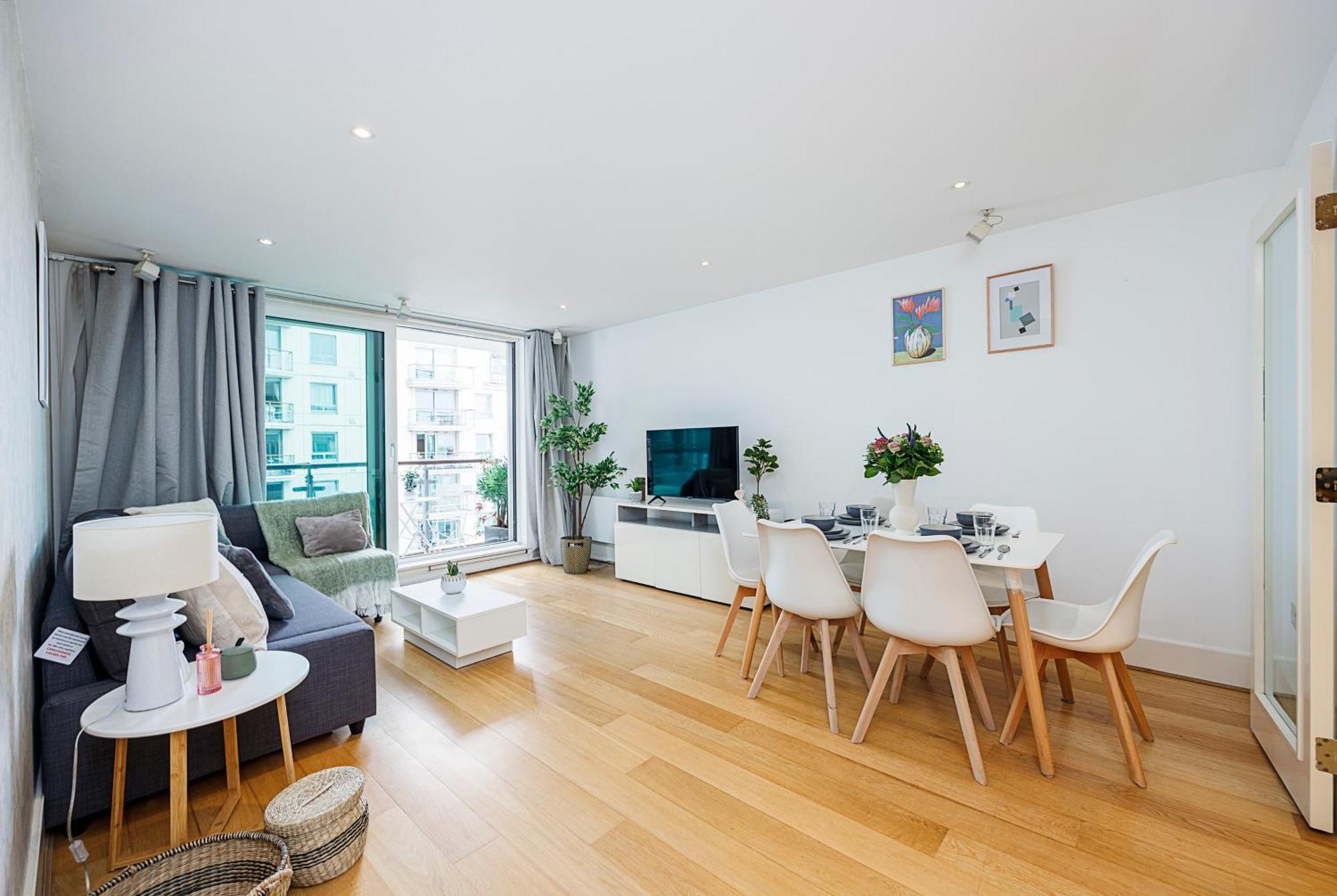 Welcomestay Vauxhall St Georges Wharf 2 Bedroom Apartment