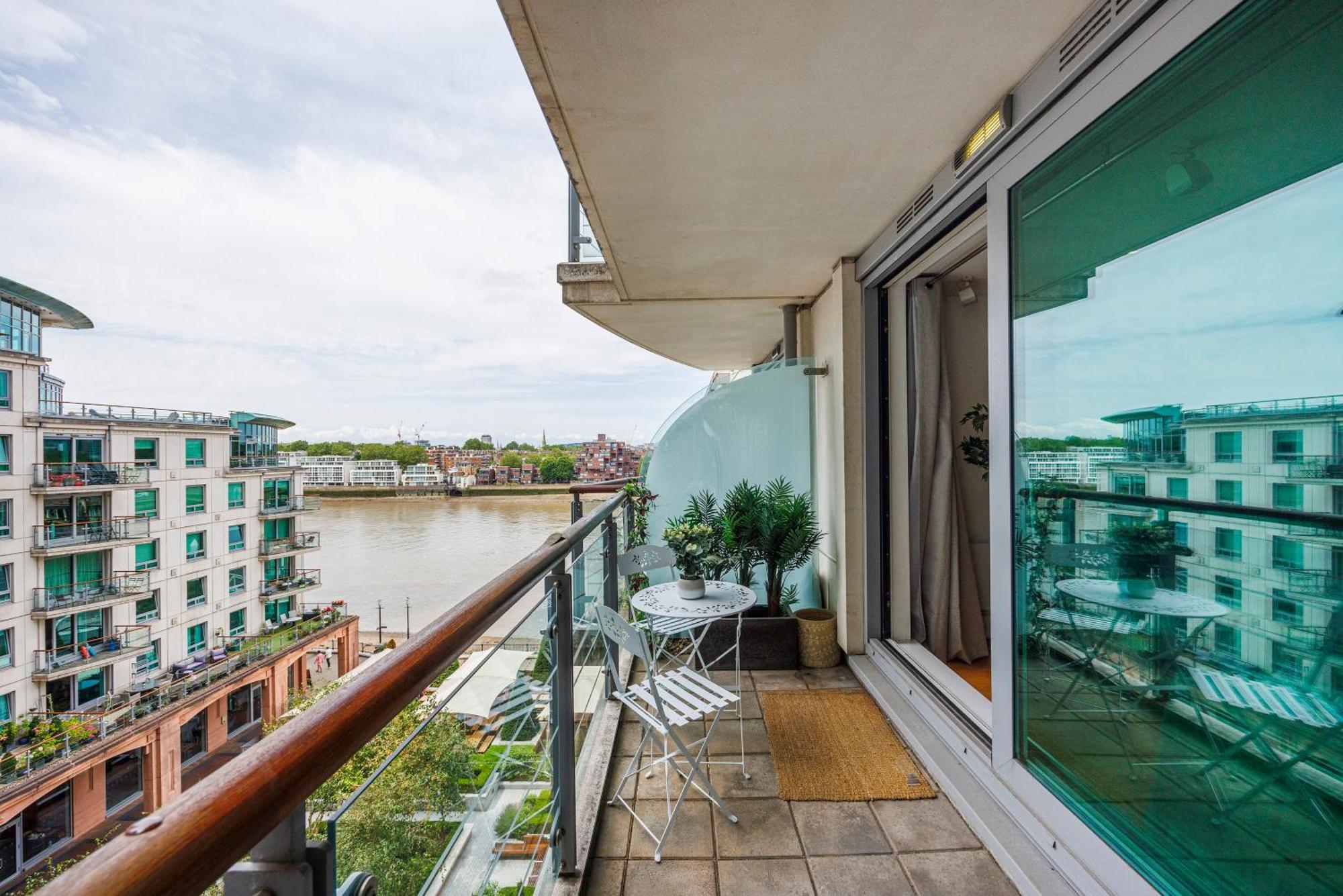 Welcomestay Vauxhall St Georges Wharf 2 Bedroom *
