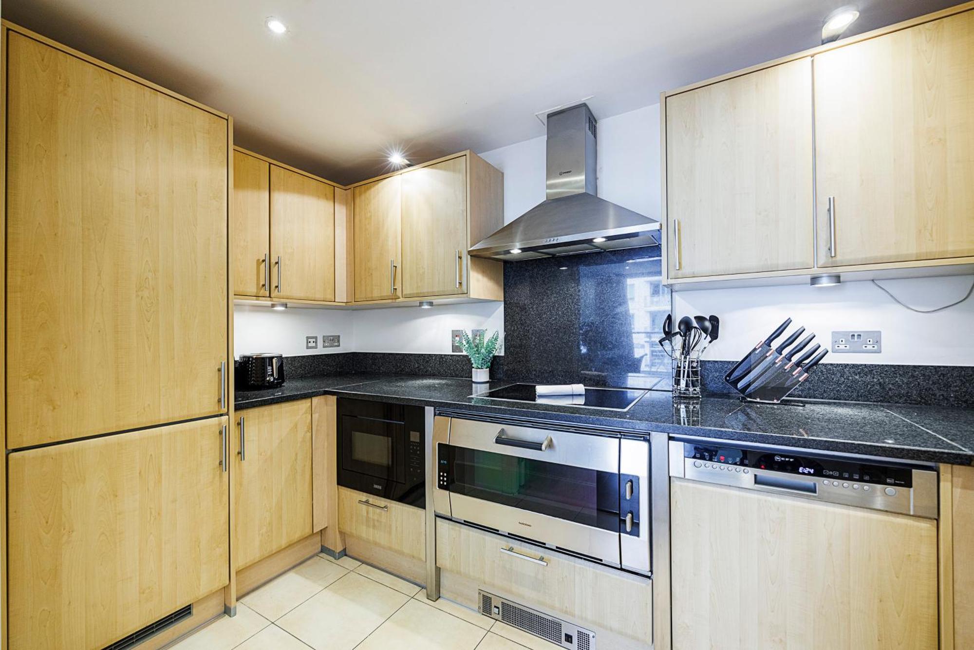 Welcomestay Vauxhall St Georges Wharf 2 Bedroom Apartment