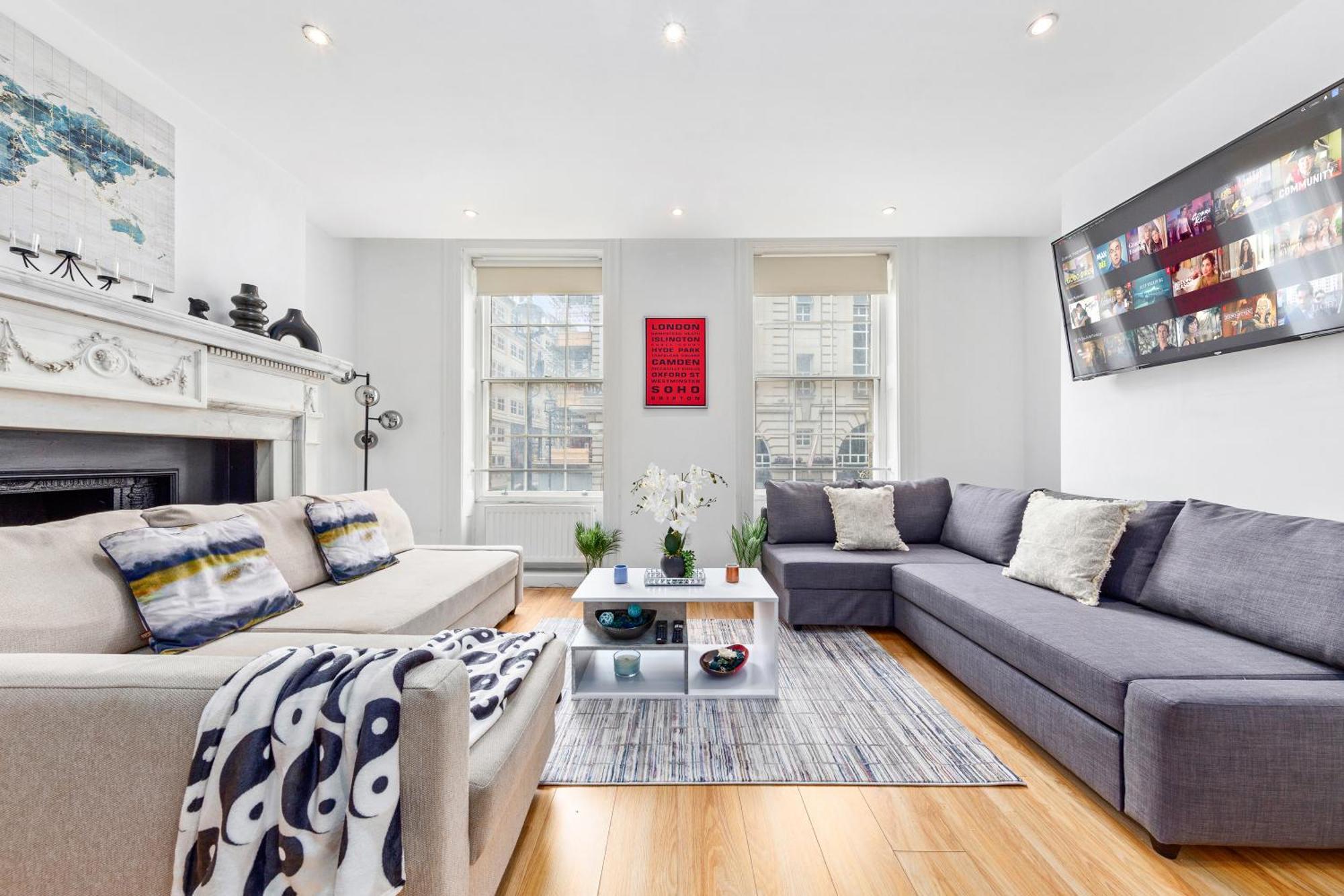 Appartement 3-bedroom Flat In Sleeps 14 Hy1 *