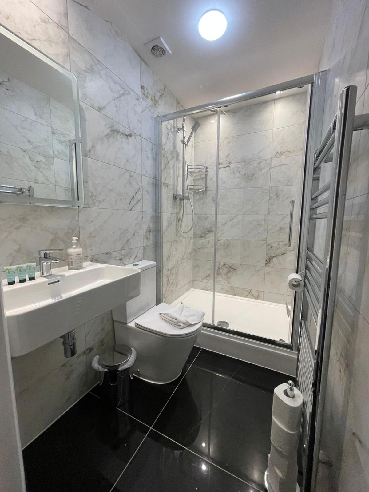 Hostel Acacia London
