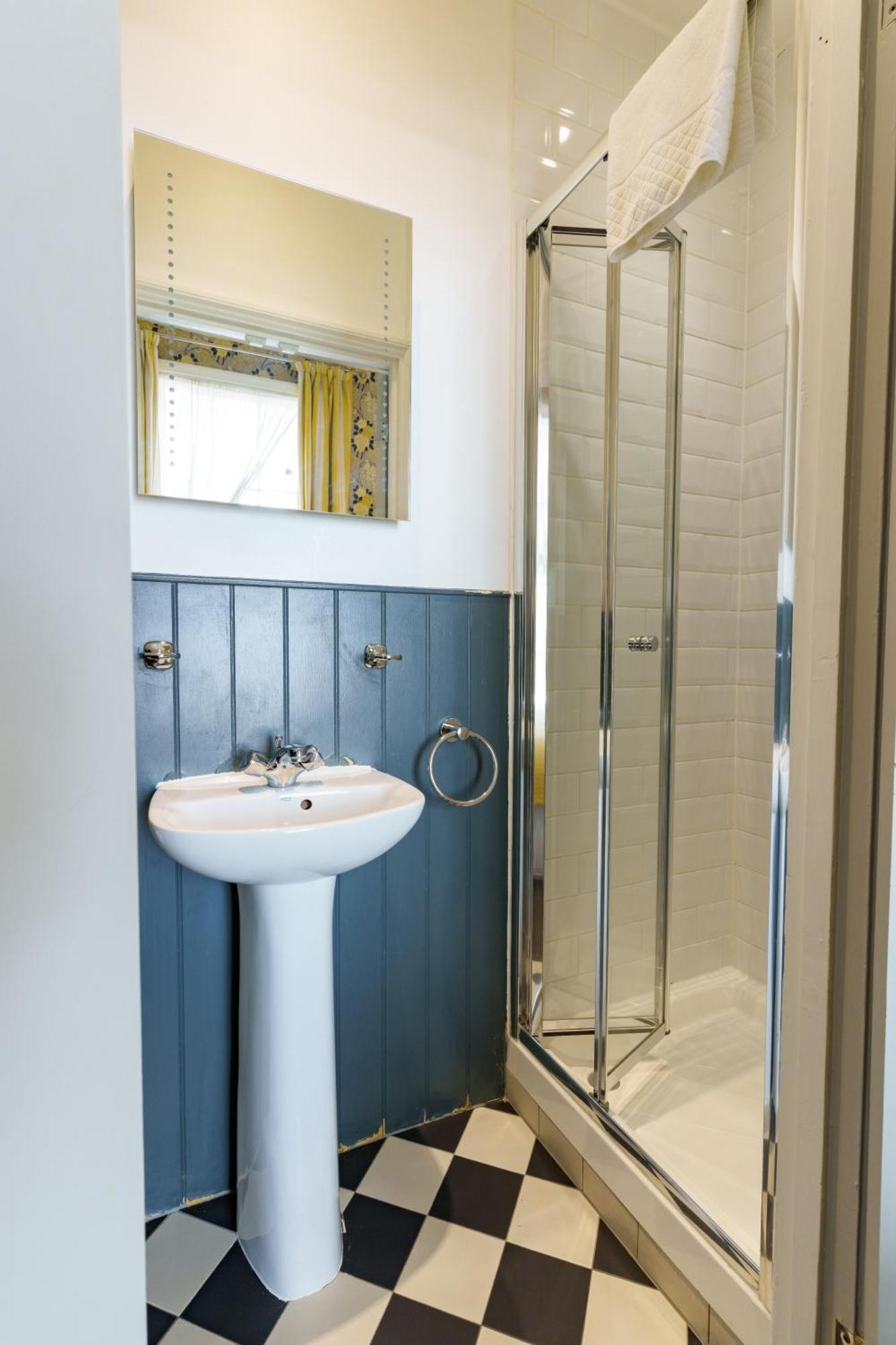 Bower House Hotel London