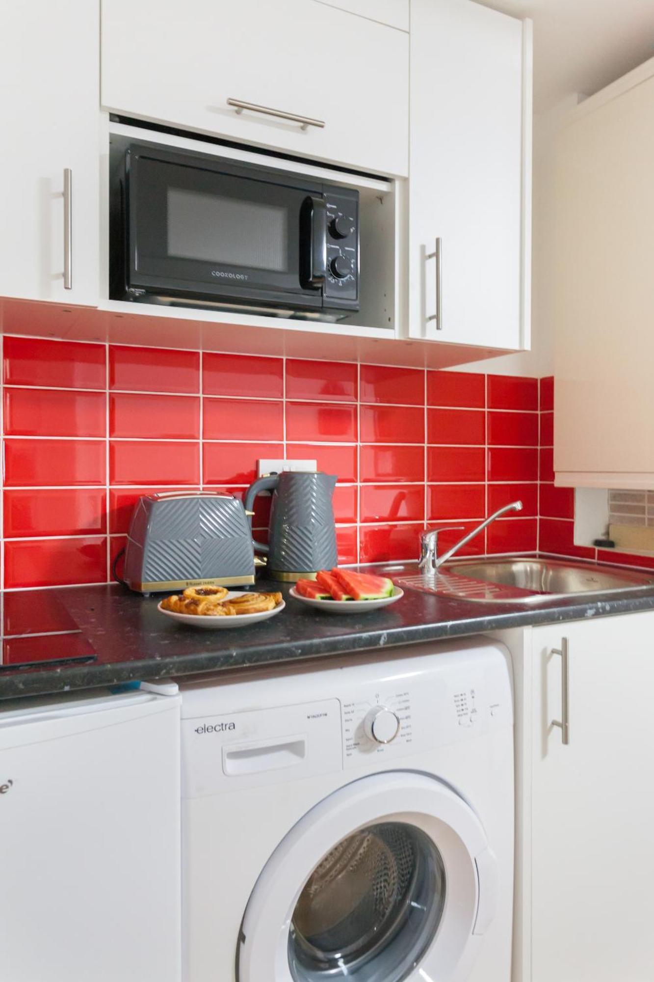 Holloway Budget - 1 Minute To Emirates Stadium - Next To Station - Center Apartment London