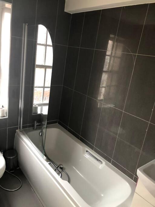 Stunning 3 Bedroom In Londen