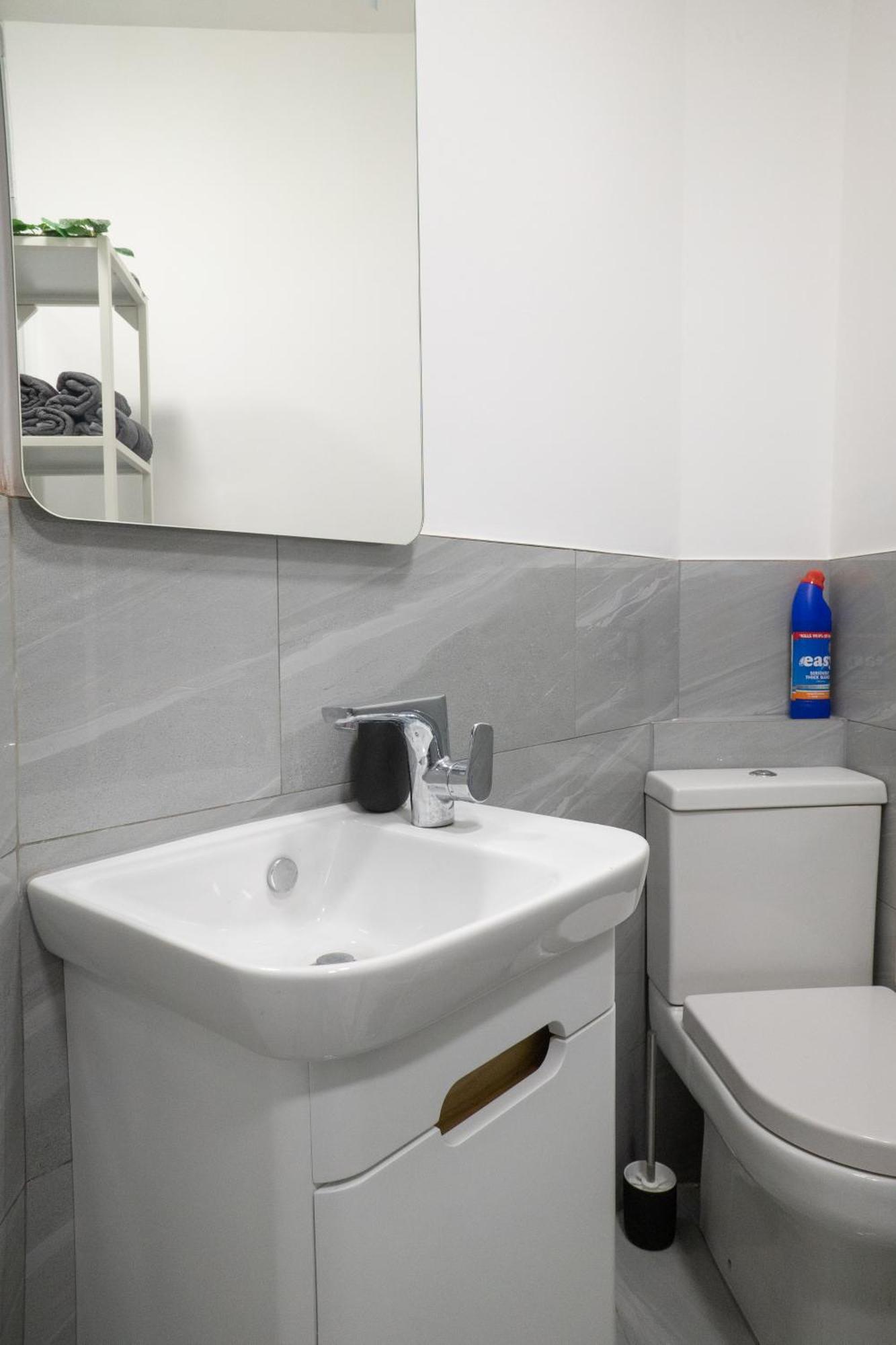 Air - Hatton Garden - Great Transport Links London