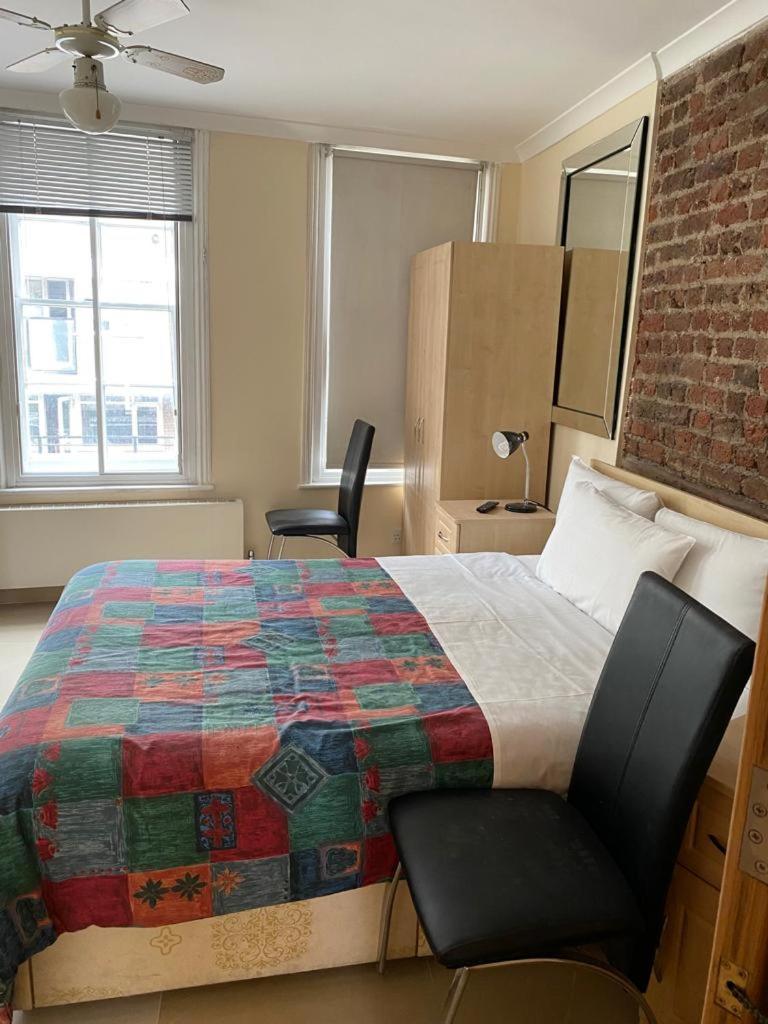 Seven Dials Apartahotel *