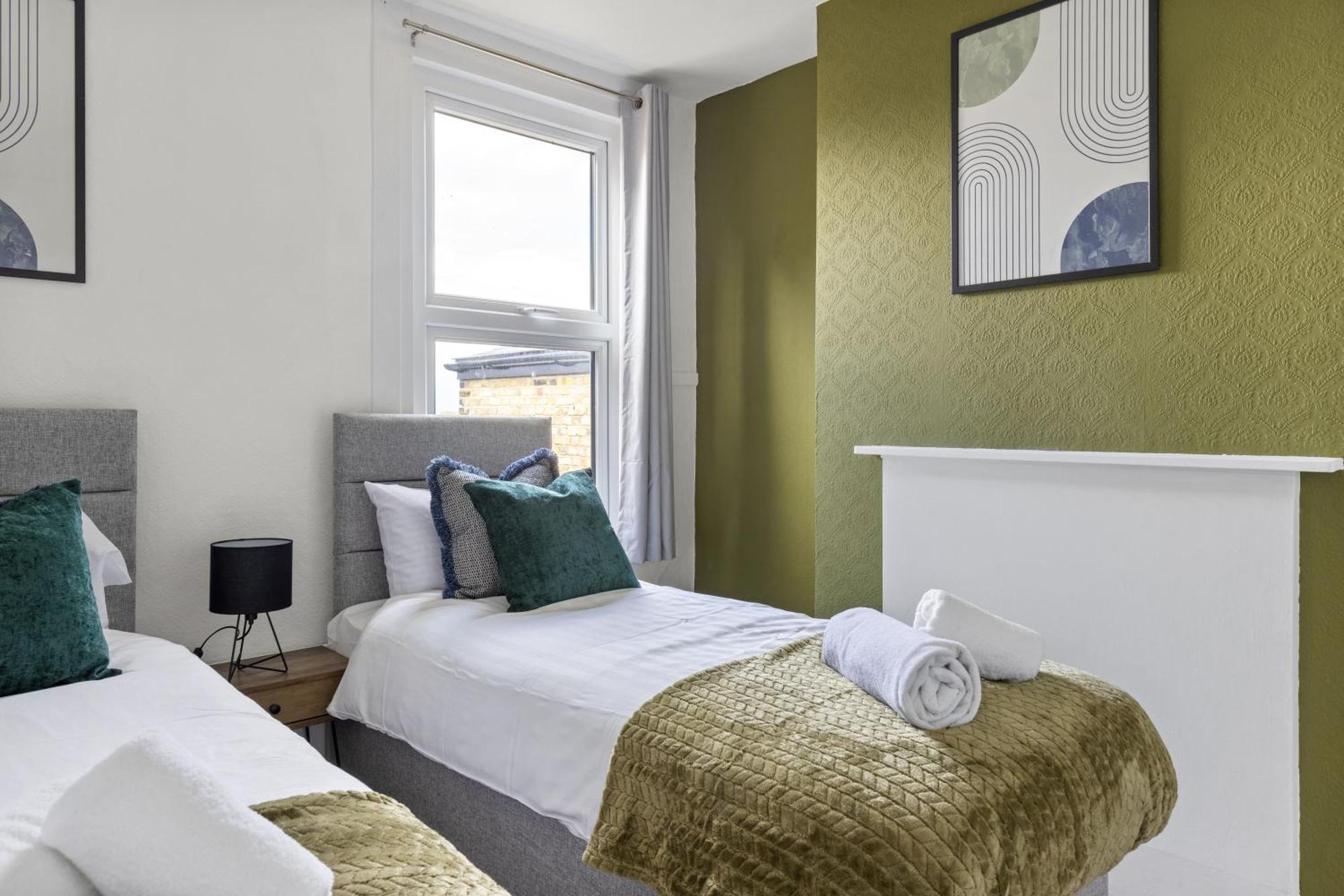 Holiday home Parea Living - Hackney, 4-bedroom Victorian House W Big Garden *