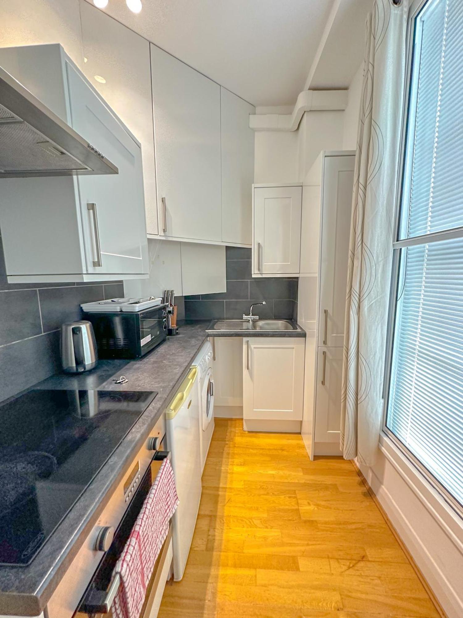 Gower Street Residences Apartment *