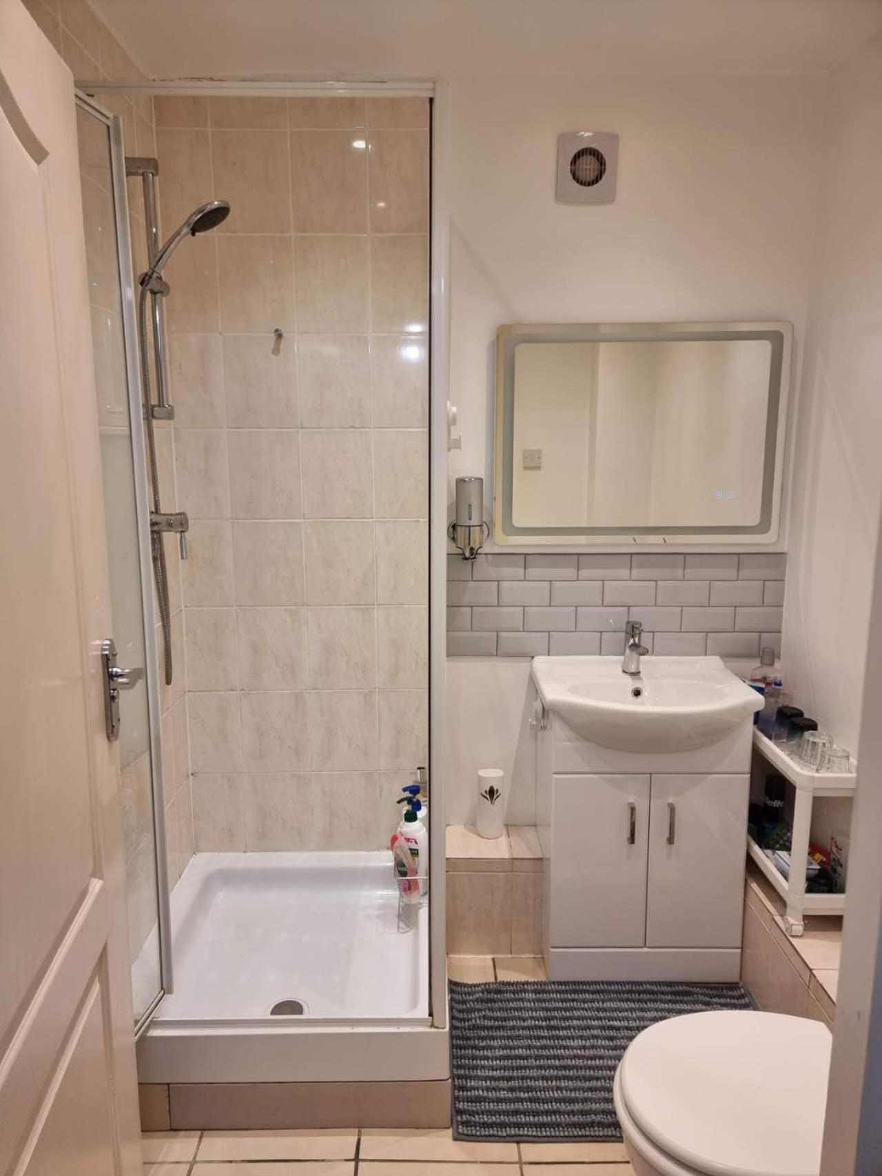 Apartment Bethnal Green/brick Lane 2 Bedroom *