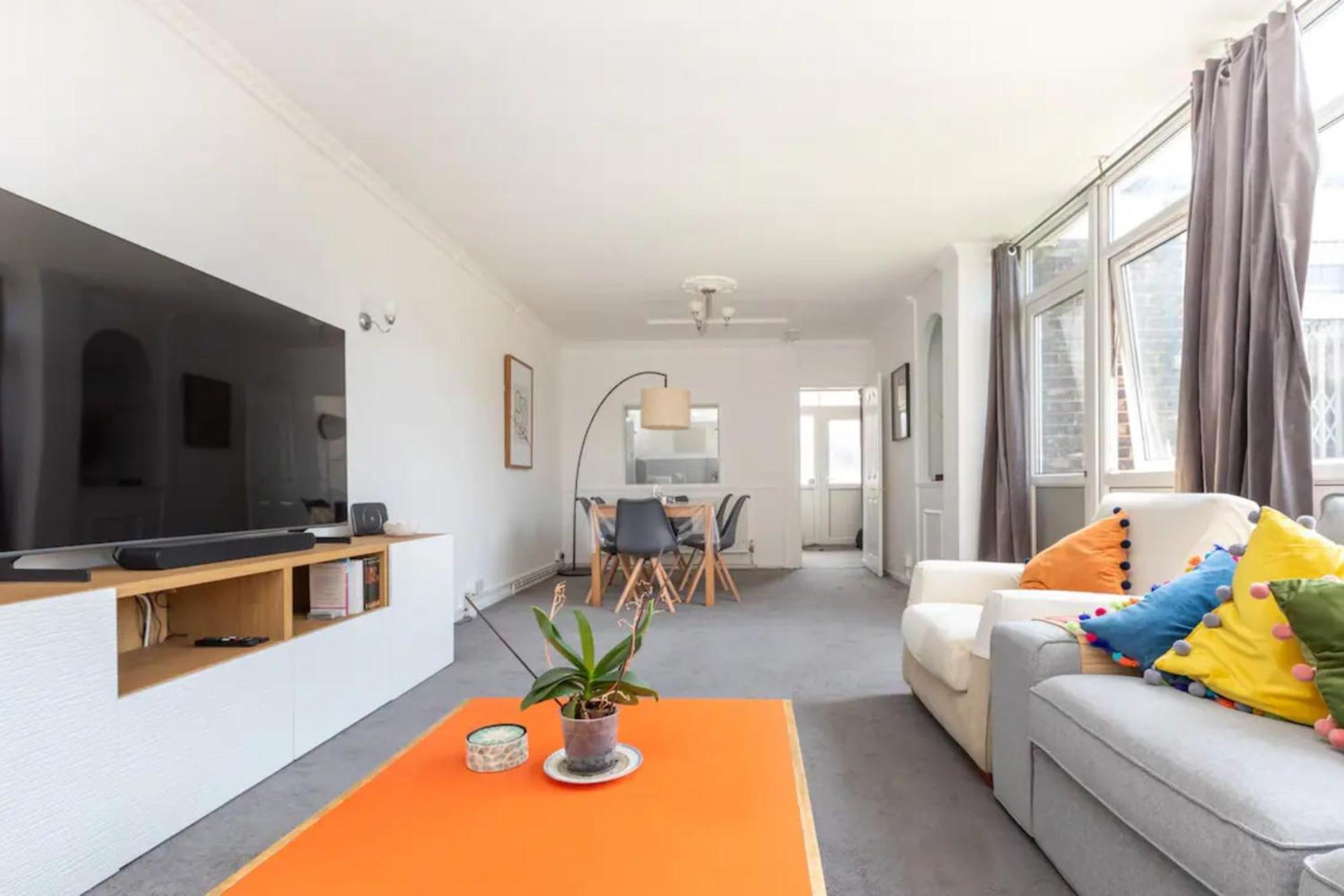 Spacious & Welcoming 4bd House - Kennington Appartement