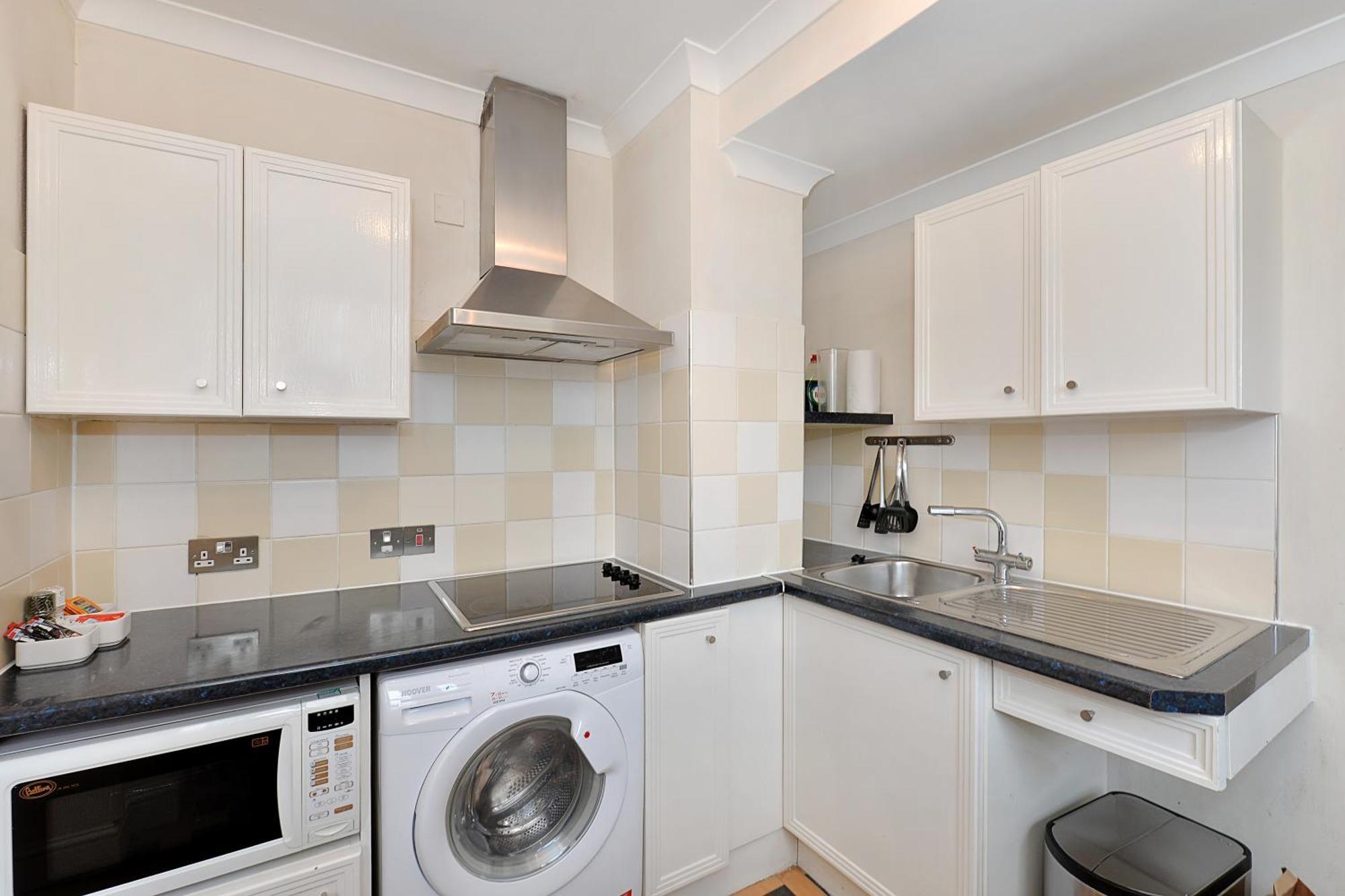Chiltern Street Serviced By Globe Apartment *
