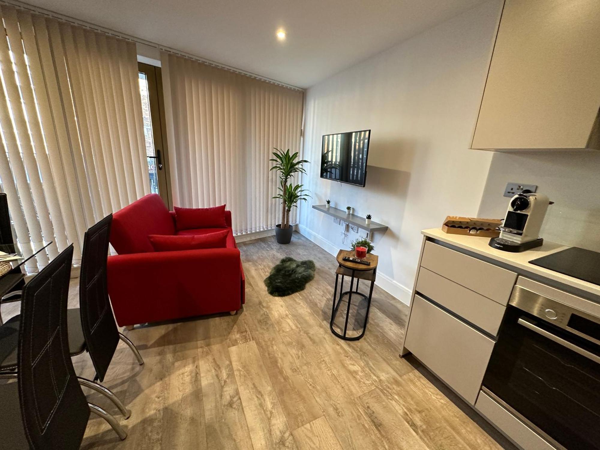Luxury 2 Bedrooms - 2 Bathrooms - F5 *