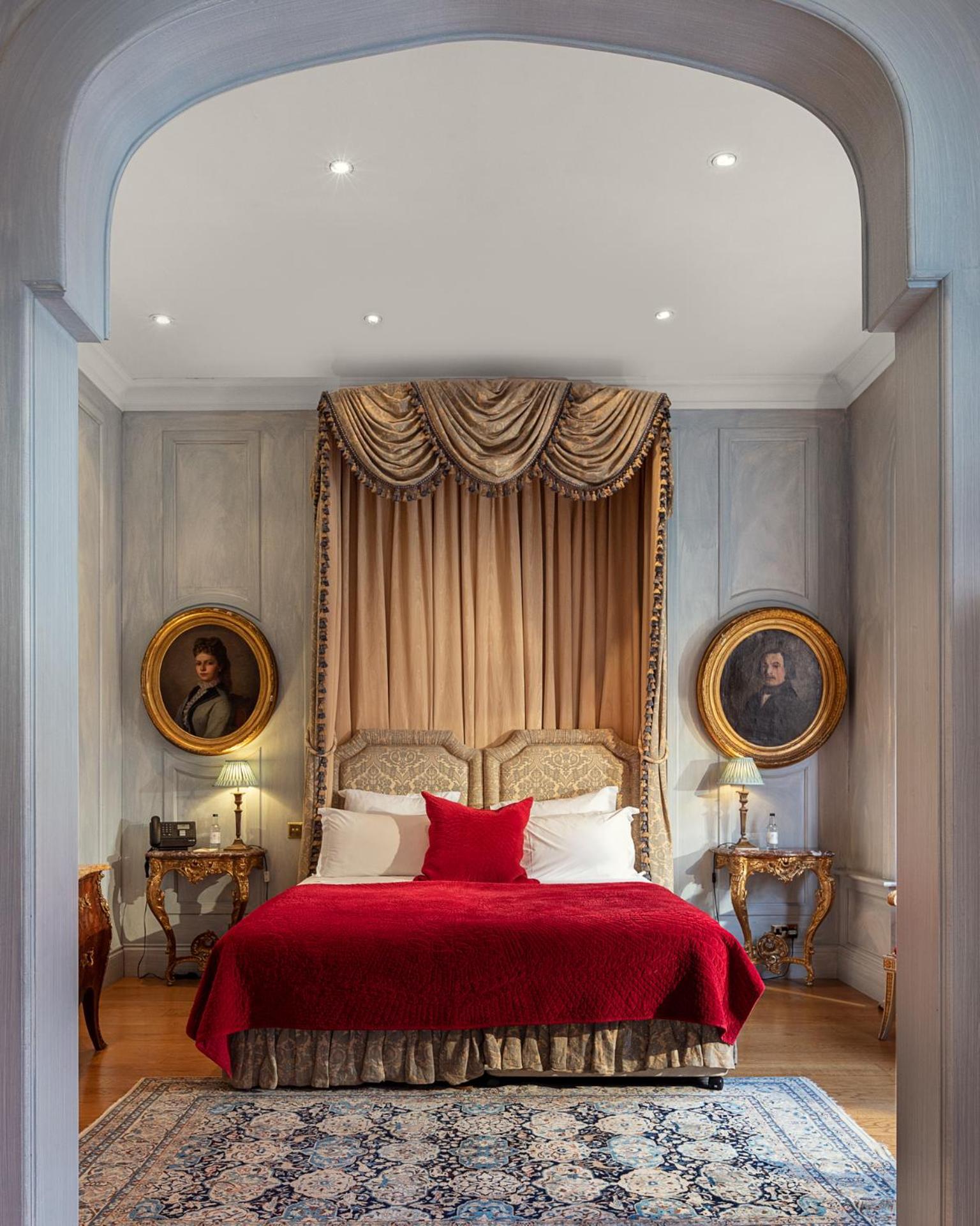 Hotel San Domenico House London