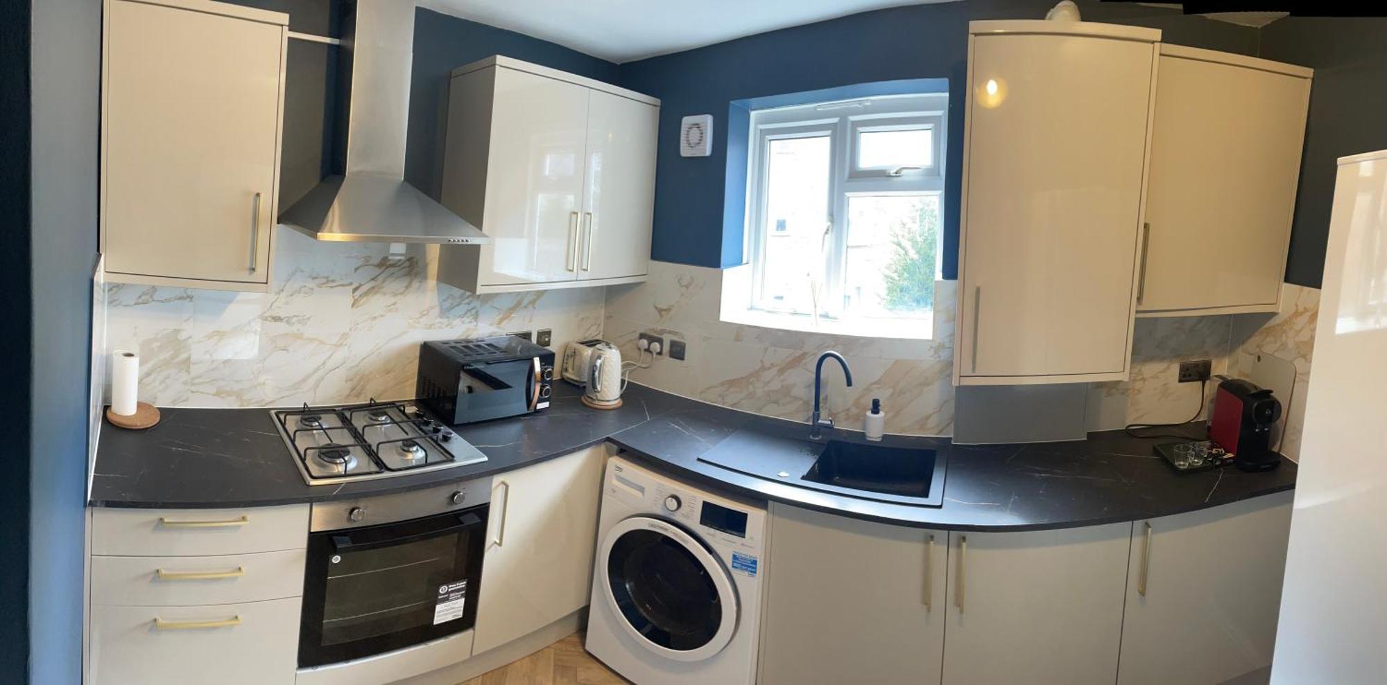 Elegant 2 Bedroom Flat In Chiswick Near Tube Stations Appartement
