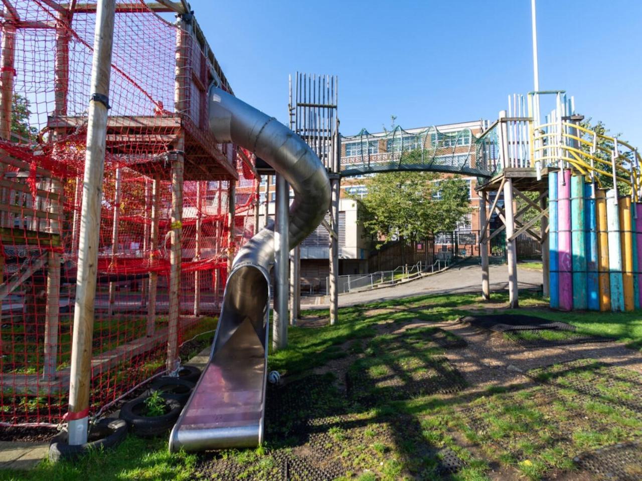 Multi-award Winning 7 Storey - Near Shoreditch Holiday home *