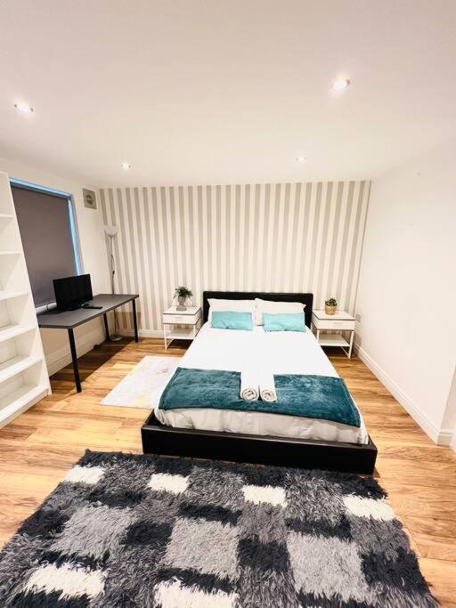 Gorgeous One Bed Flat In Central