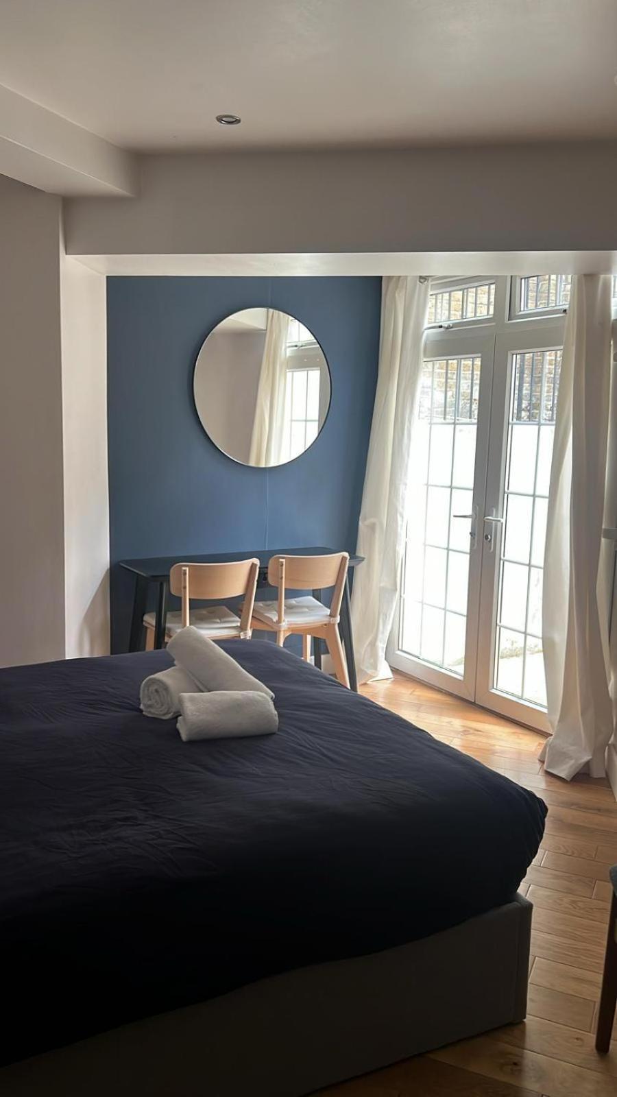 Apartment 30 Secs To Euston Station London