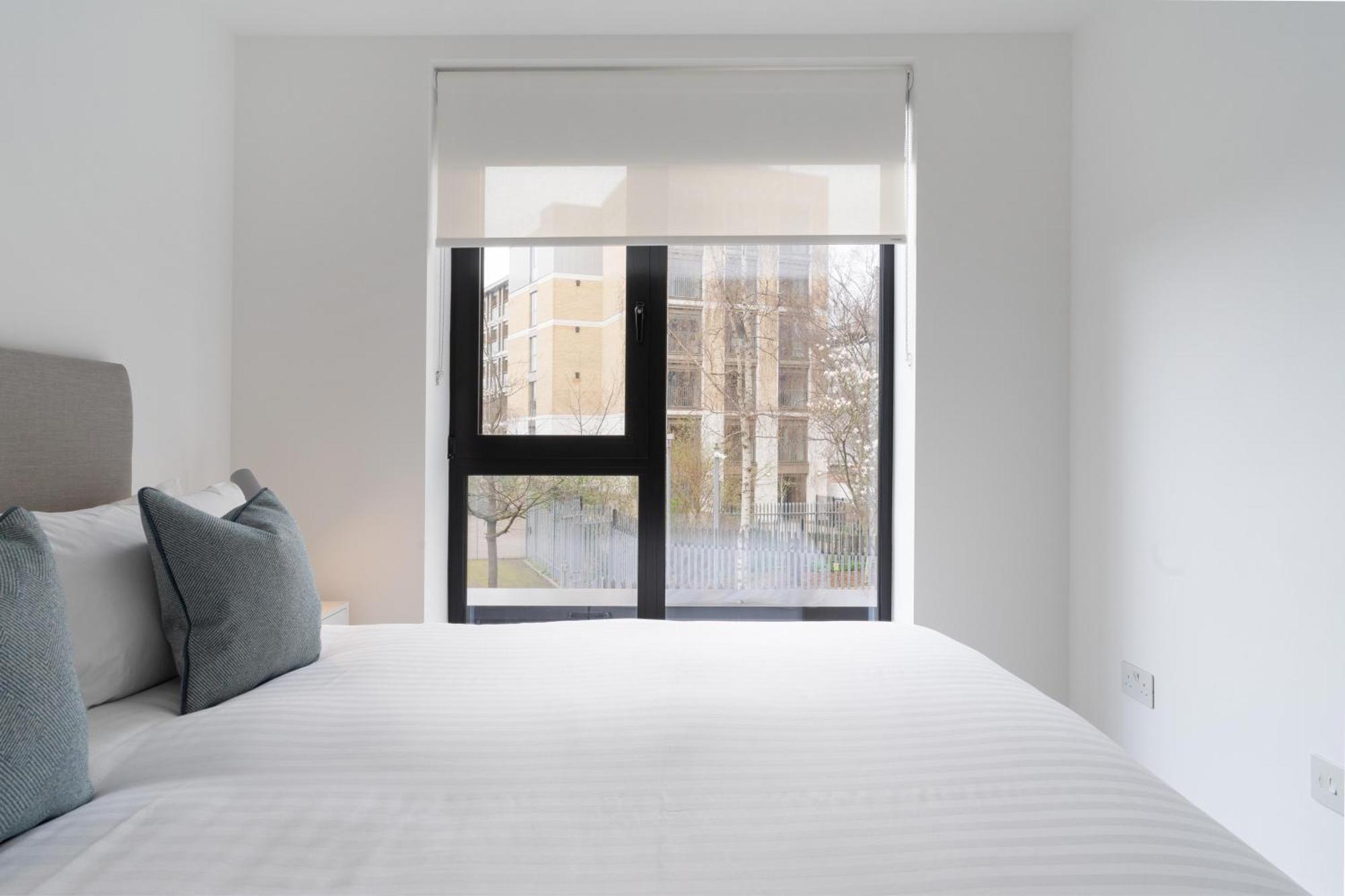 Urban Chic - Marine Apartment London