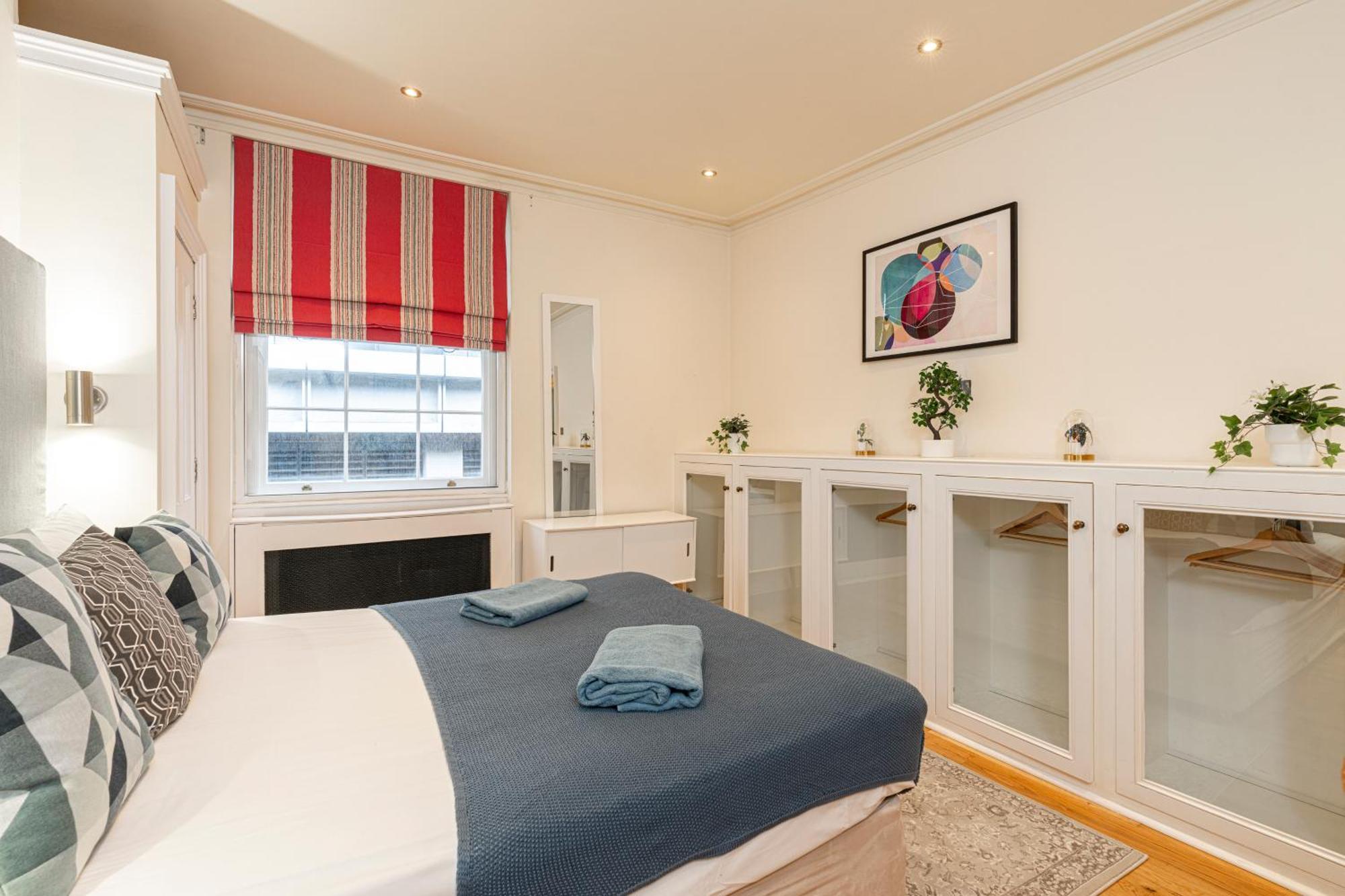 Trafalgar Square Apartment