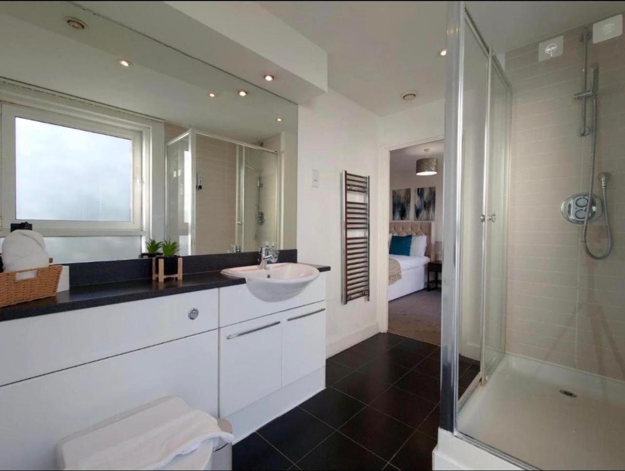 Apartment Luxury Dockview 3 Beds Excel