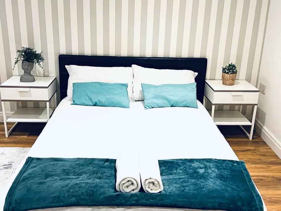 Gorgeous One Bed Flat In Central Apartment *