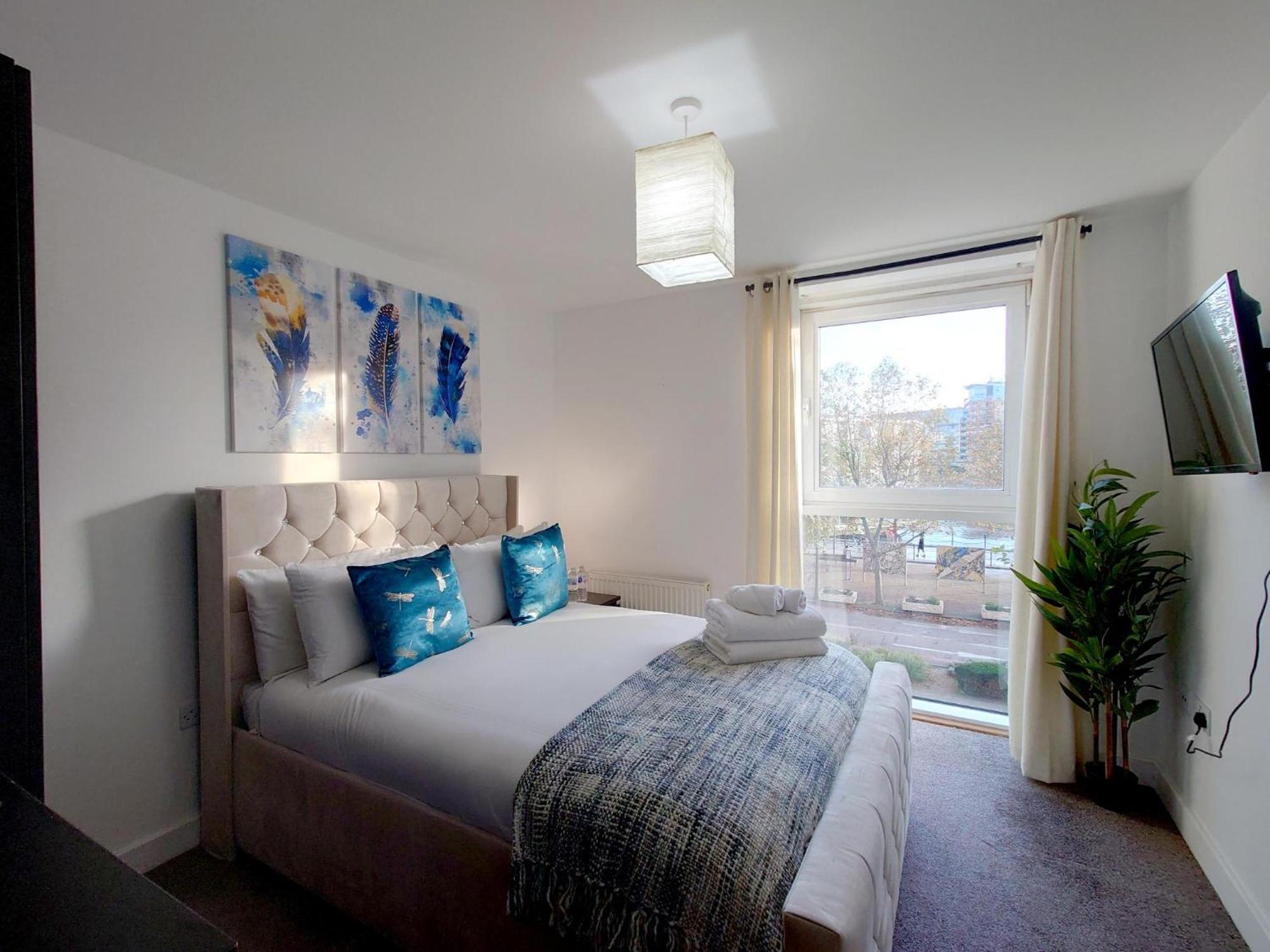 Luxury Dockview 3 Beds Excel London
