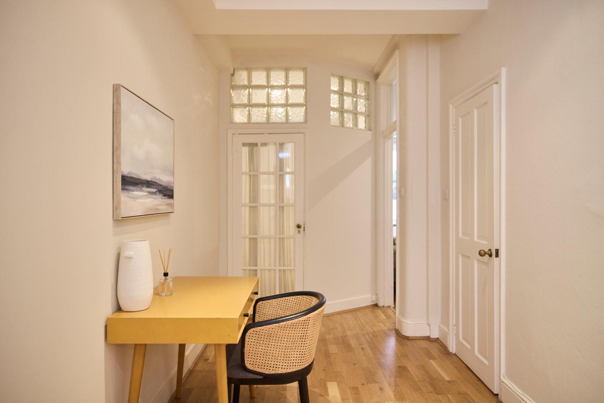 Apartment The West Kensington Hideout - Cozy 2bdr Flat With Garden London