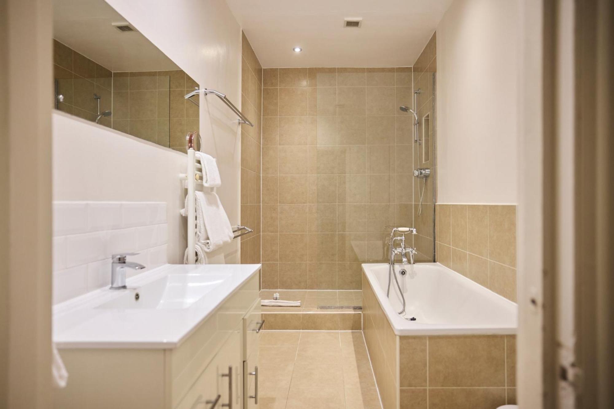 Apartment The West Kensington Hideout - Cozy 2bdr Flat With Garden