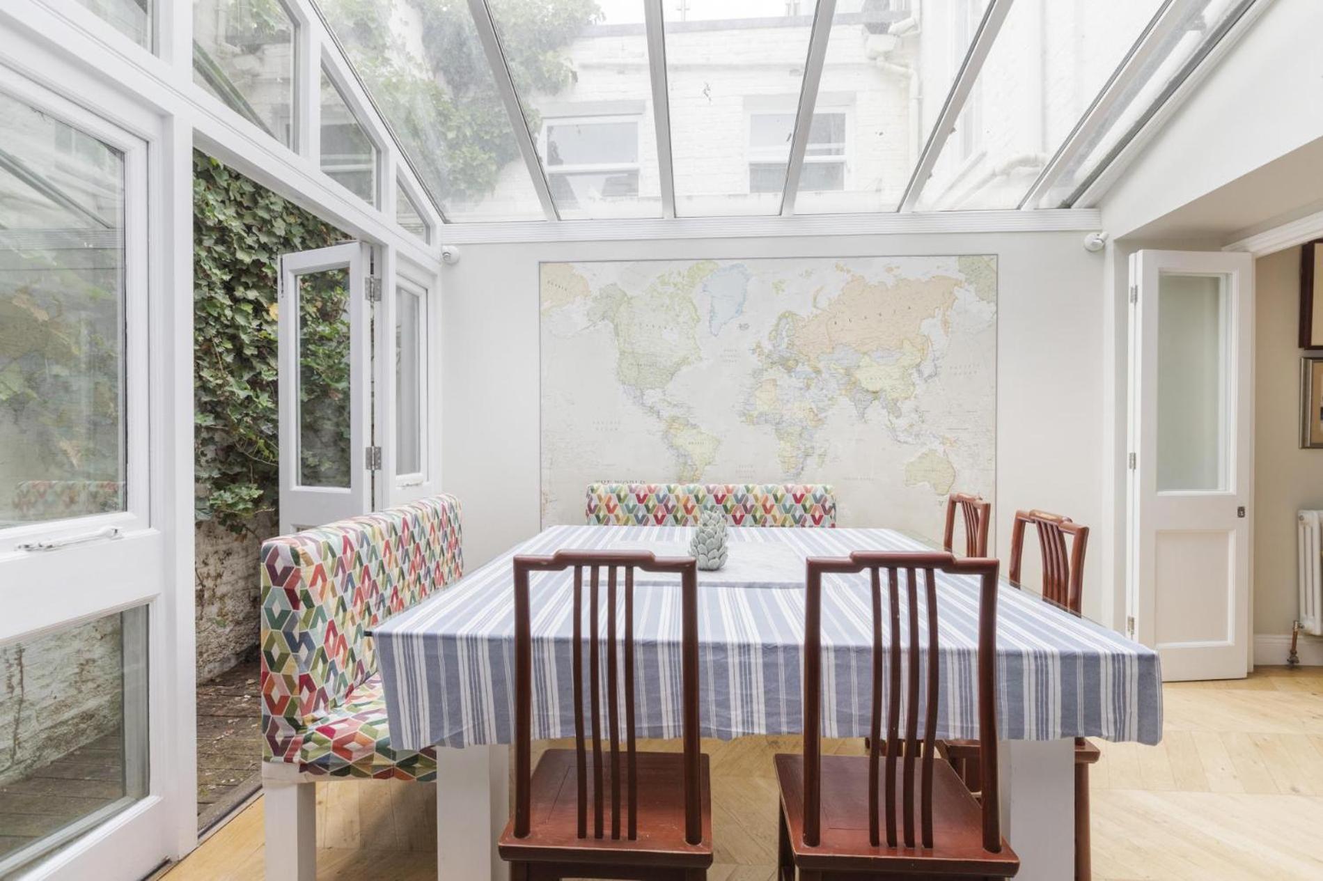 Whoops-a-daisy 3 Bedroom In Notting Hill