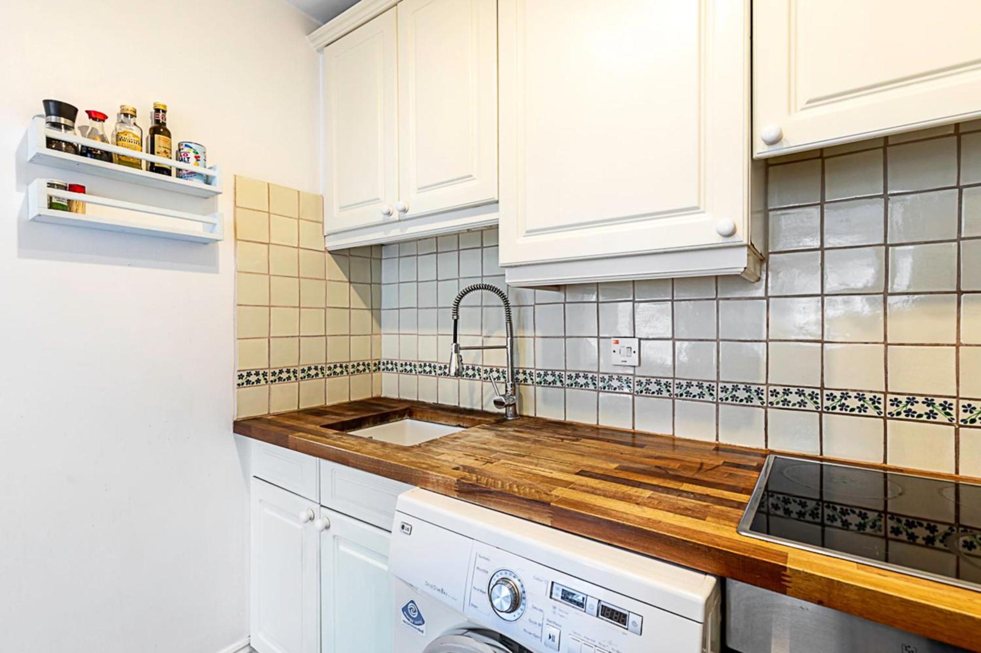 Converted Brewery With Terrace Apartment London