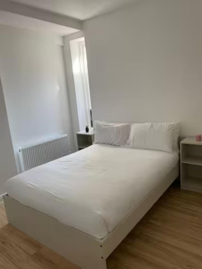 Apartamento Battersea Central Flat For 4 15 Mins To Eye/power Station Bs4 *