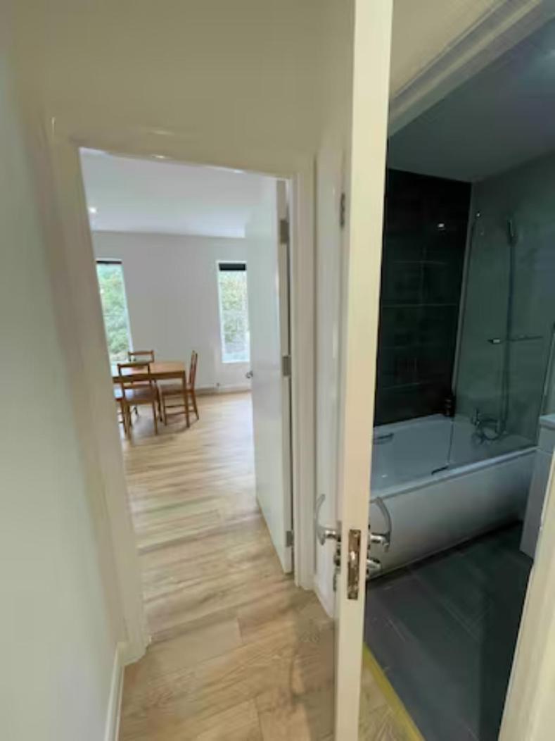 Apartamento Battersea Central Flat For 4 15 Mins To Eye/power Station Bs4 *