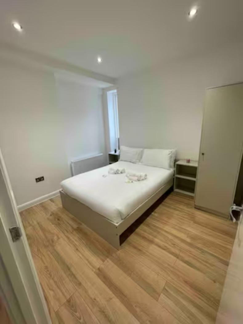 Battersea Central Flat For 4 15 Mins To Eye/power Station Bs4 Apartamento *