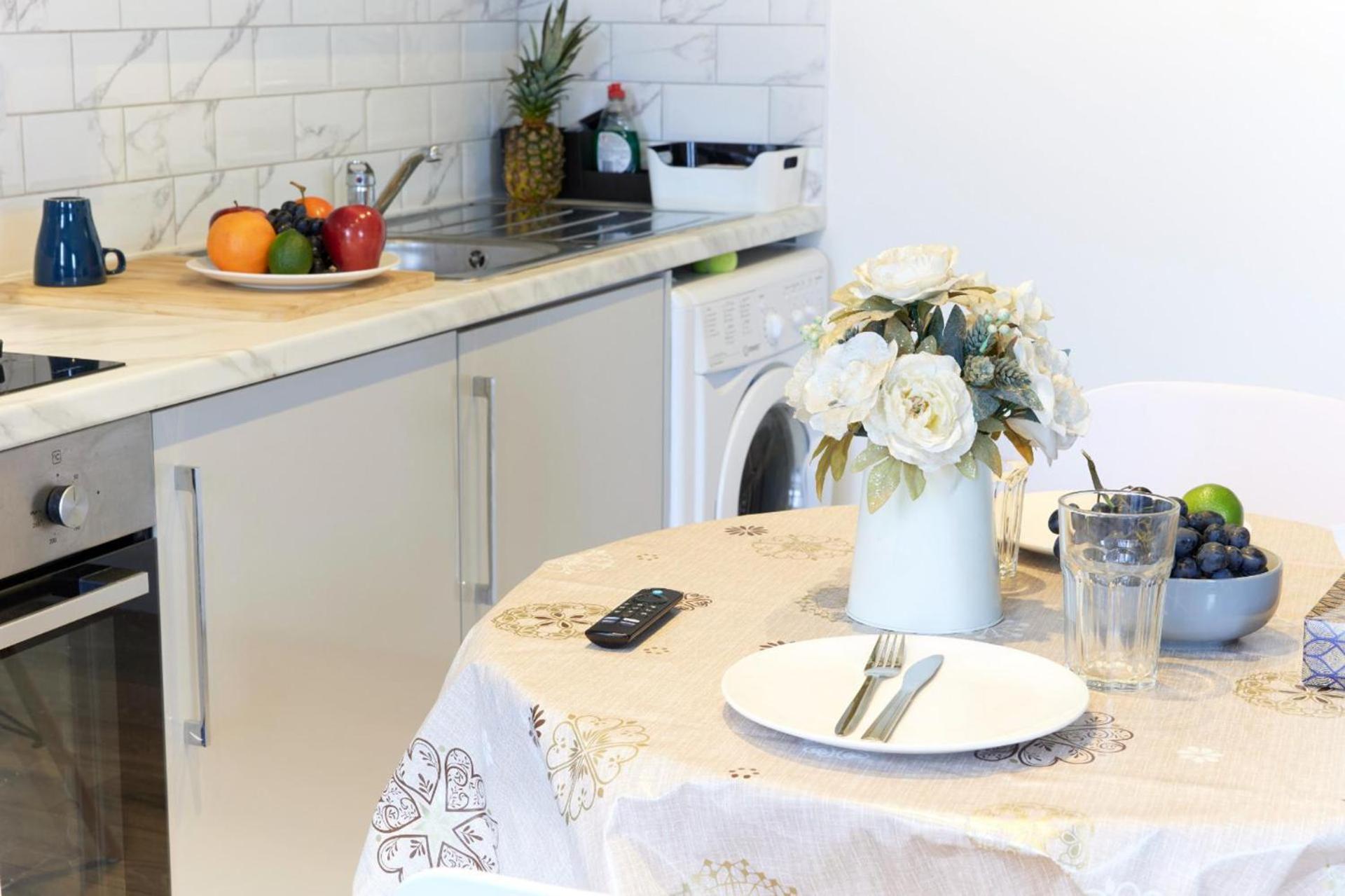 Wonderful In The Trendy Brick Lane Apartment *