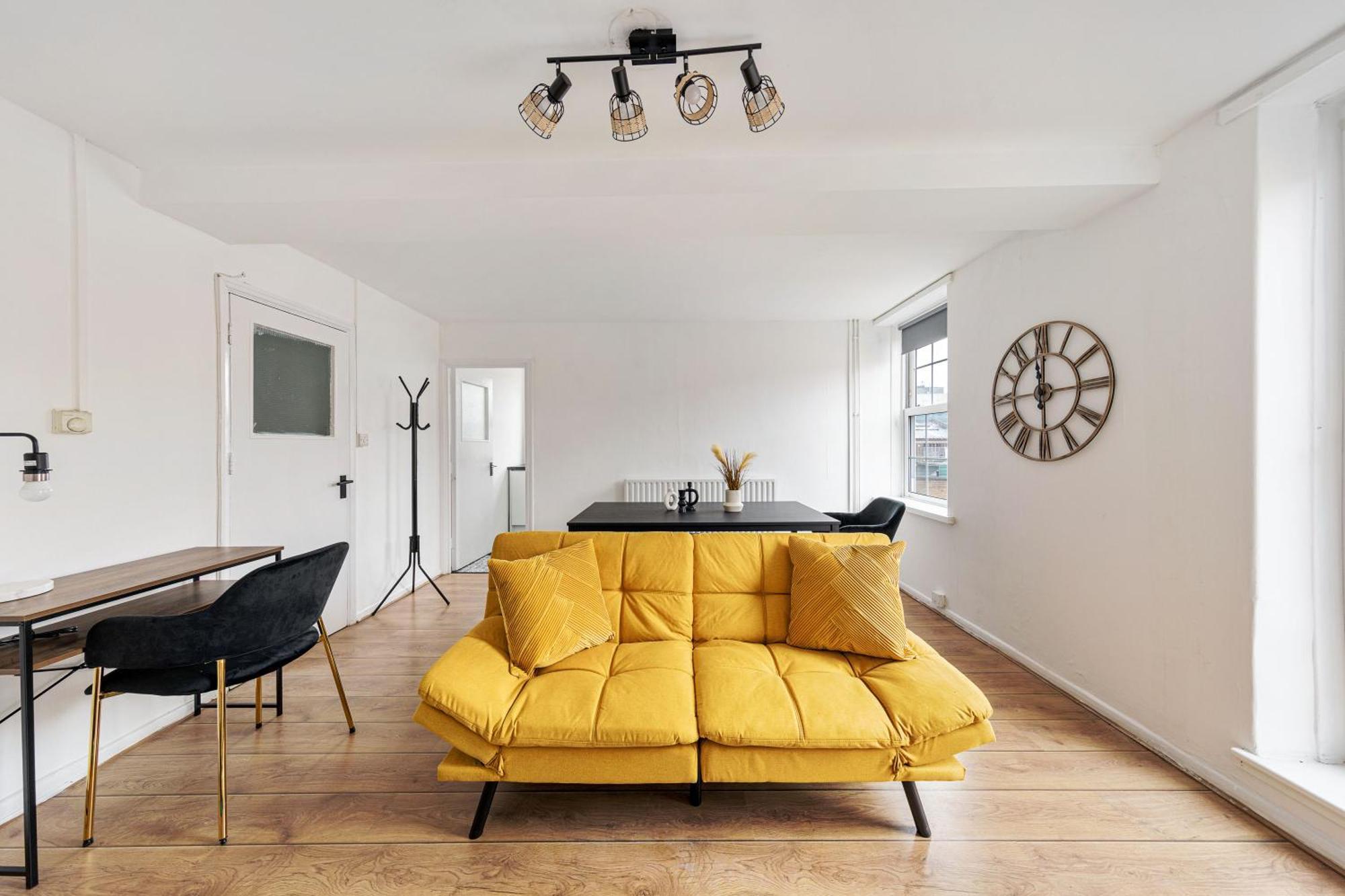Apartamento Sleek Shoreditch Hideout - 2 Bed Gem With Balcony In Londres